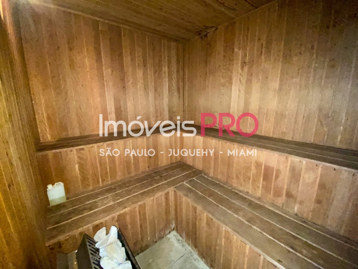 Foto :: IP38778