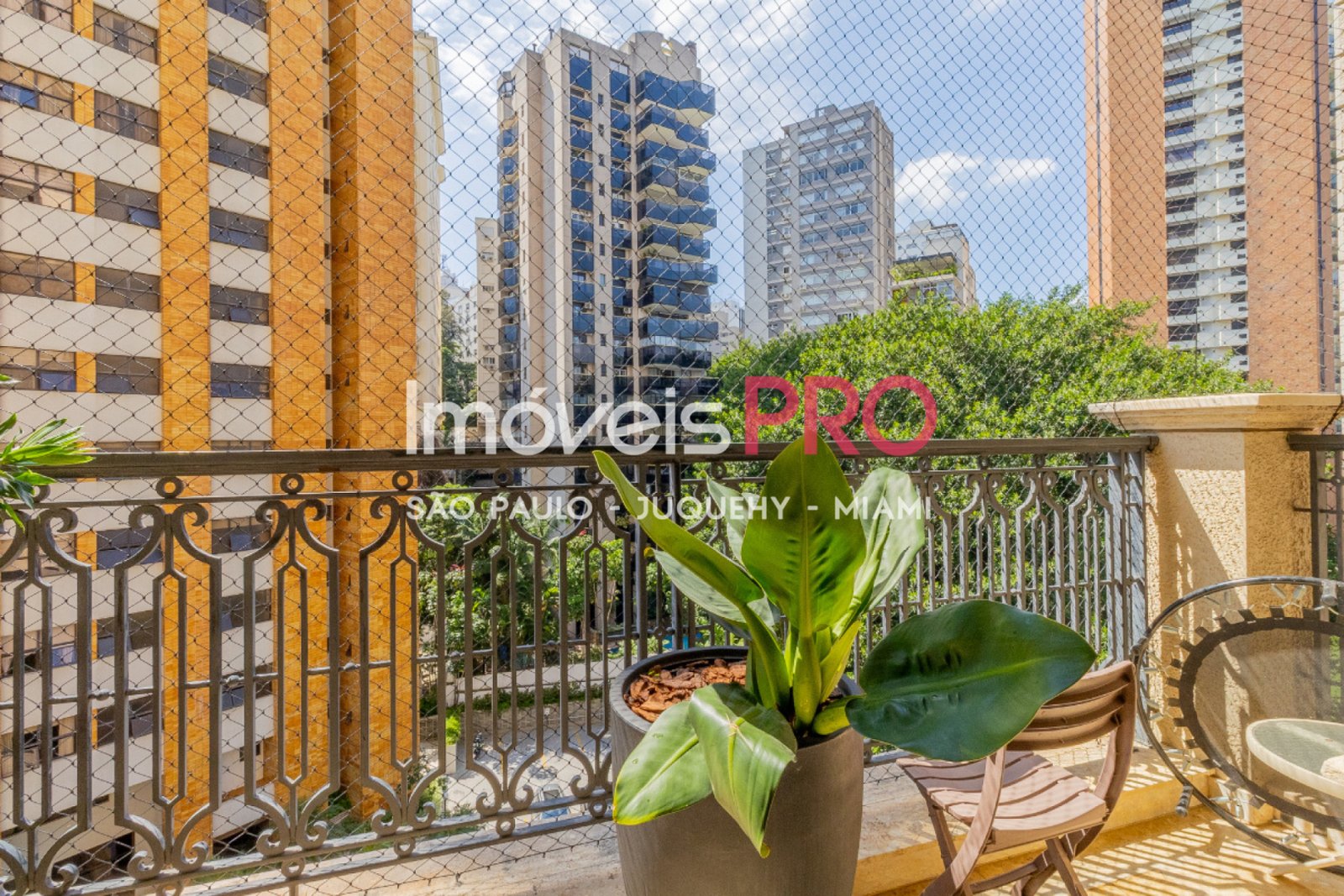 Foto :: https://assets.imoveispro.com.br/thumb/IP38784/apartamento-venda-higienopolis_IP38784_23_1920x1080.jpg?