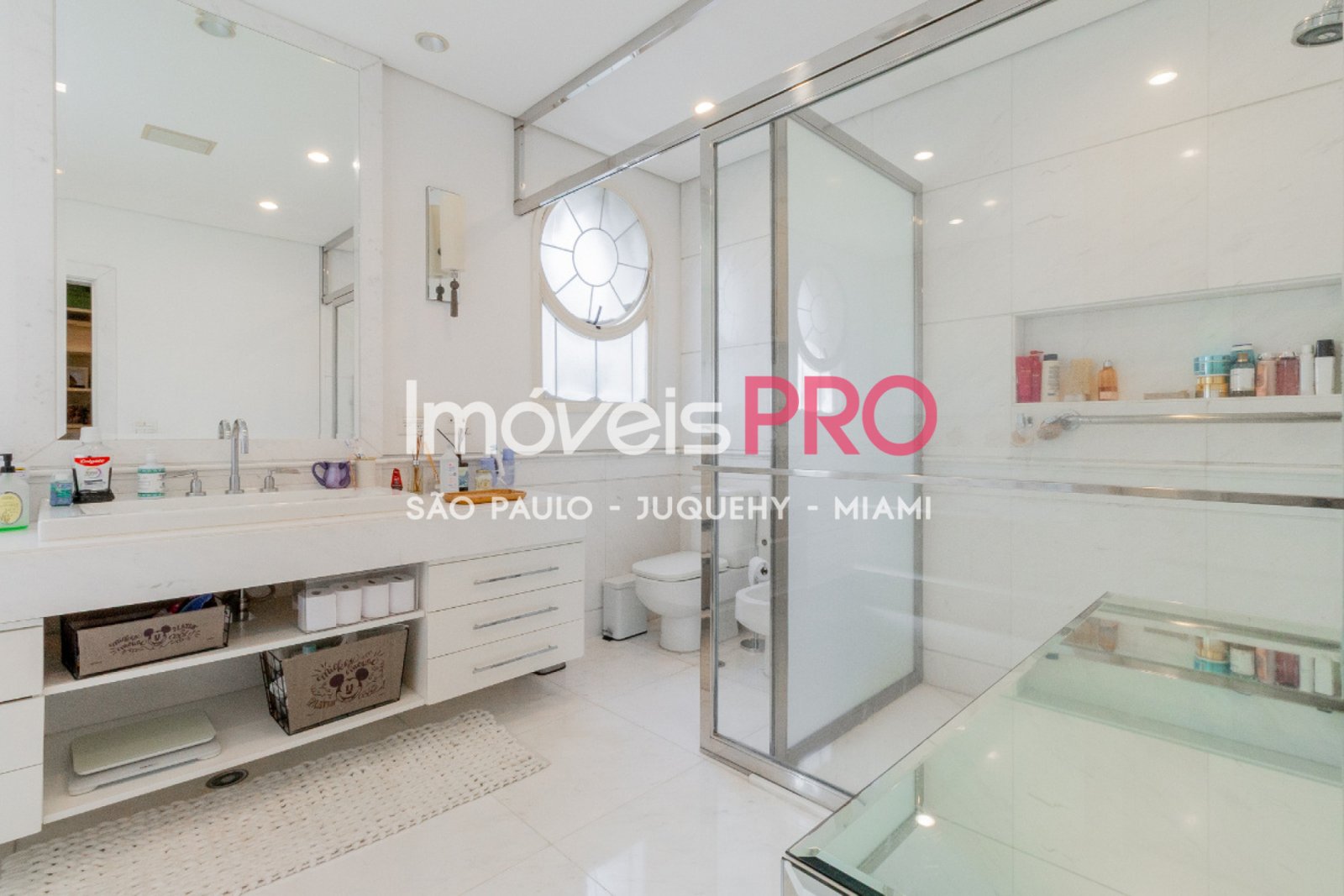 Foto :: https://assets.imoveispro.com.br/thumb/IP38784/apartamento-venda-higienopolis_IP38784_47_1920x1080.jpg?