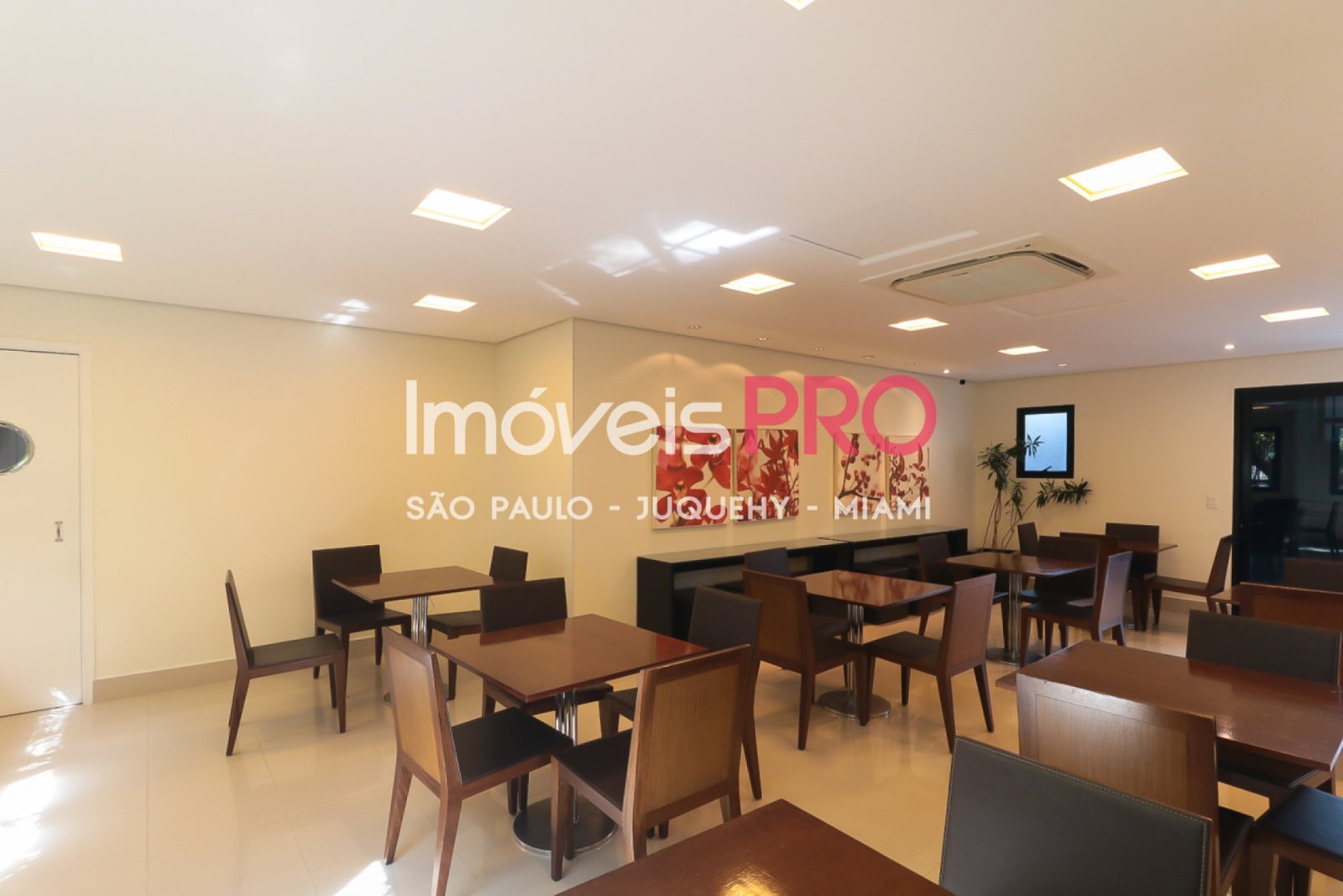 Foto :: IP38788