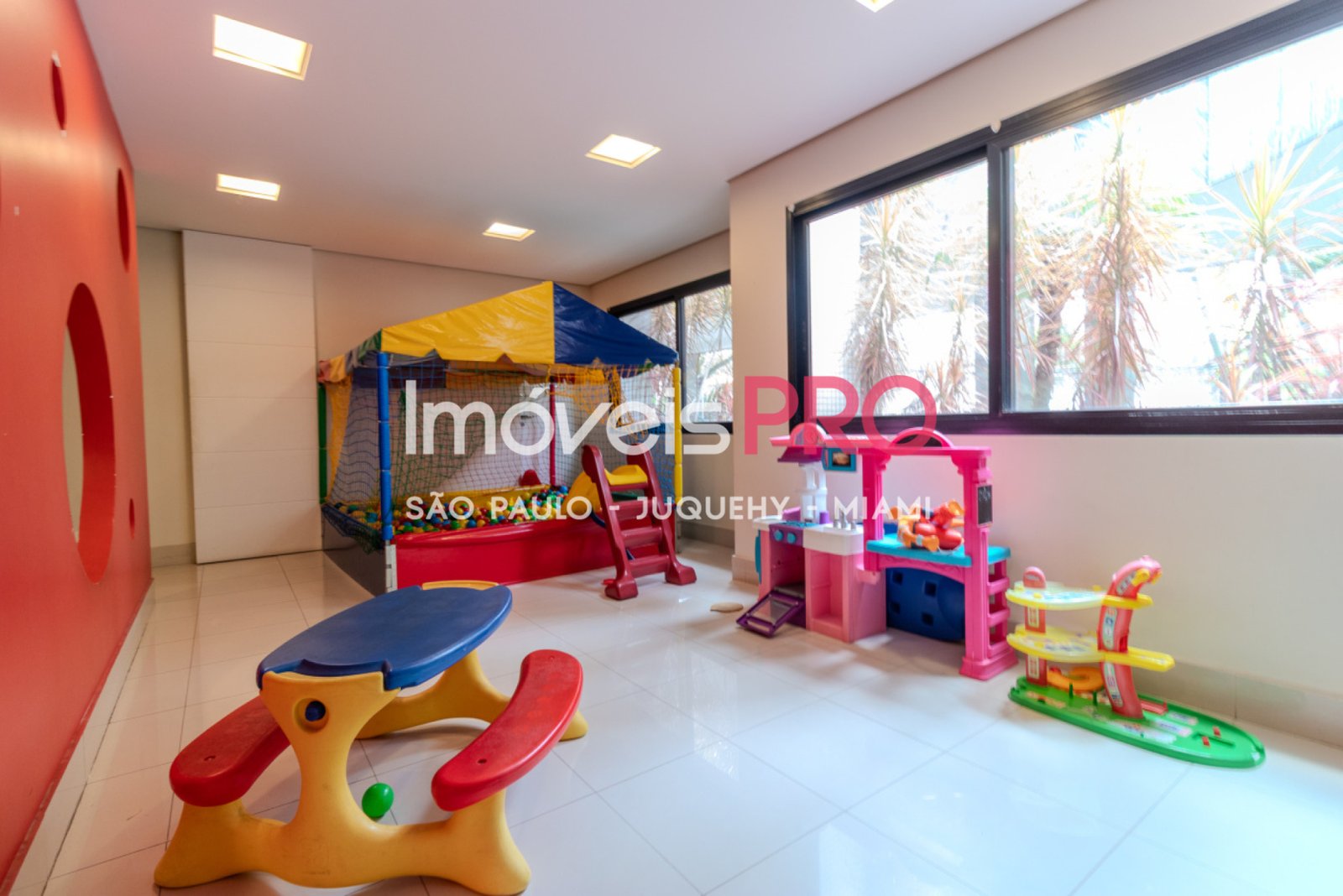 Foto :: https://assets.imoveispro.com.br/thumb/IP38788/apartamento-venda-moema_IP38788_41_1920x1080.jpg?1783030828