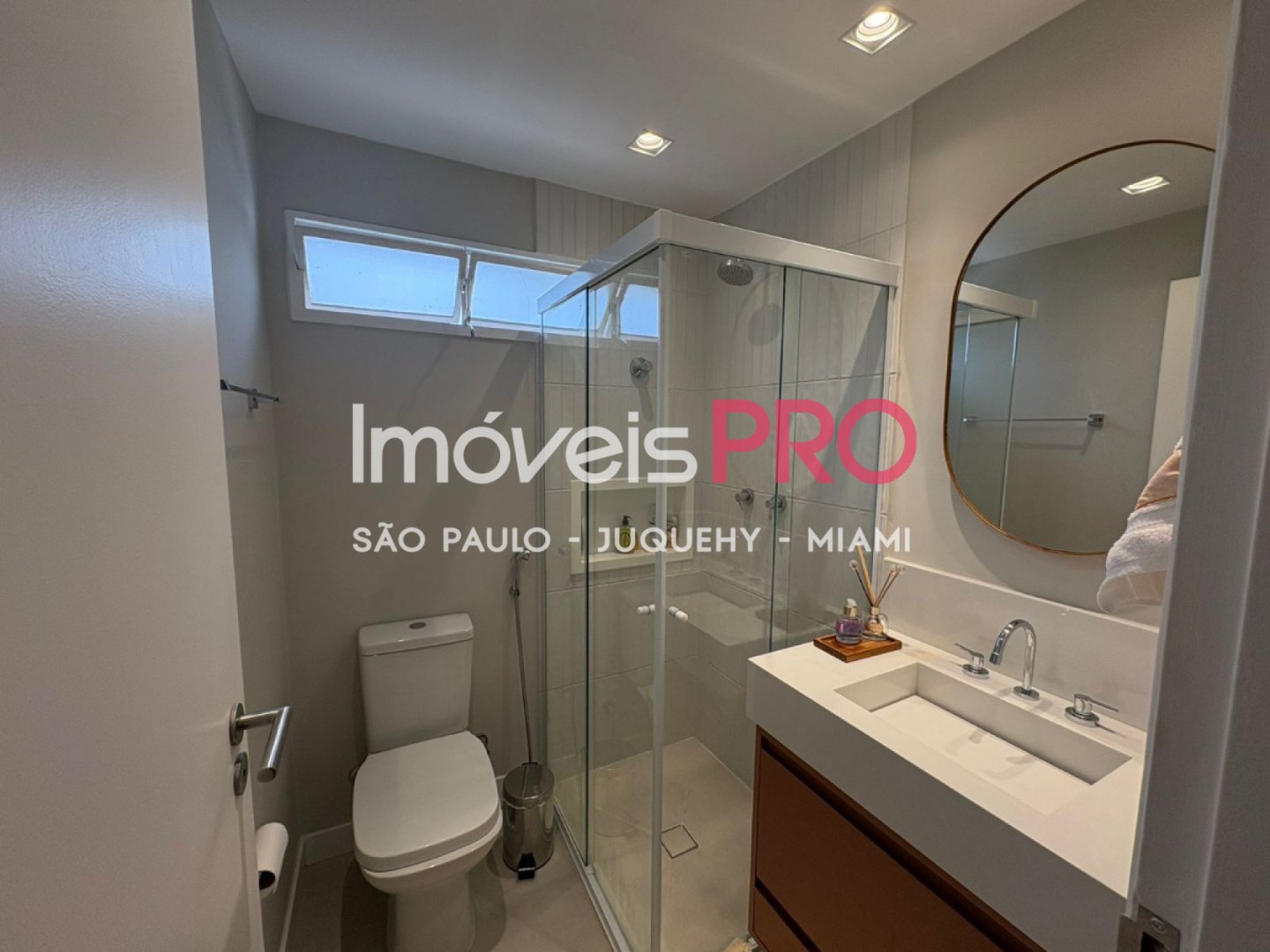 Foto :: https://assets.imoveispro.com.br/thumb/IP38789/apartamento-venda-brooklin_IP38789_17_1920x1080.jpg?