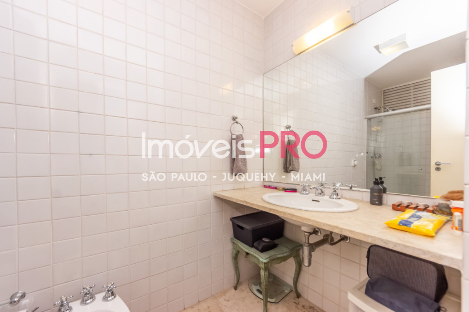 Foto :: https://assets.imoveispro.com.br/thumb/IP38807/apartamento-venda-itaim-bibi_IP38807_17_1920x1080.jpg?