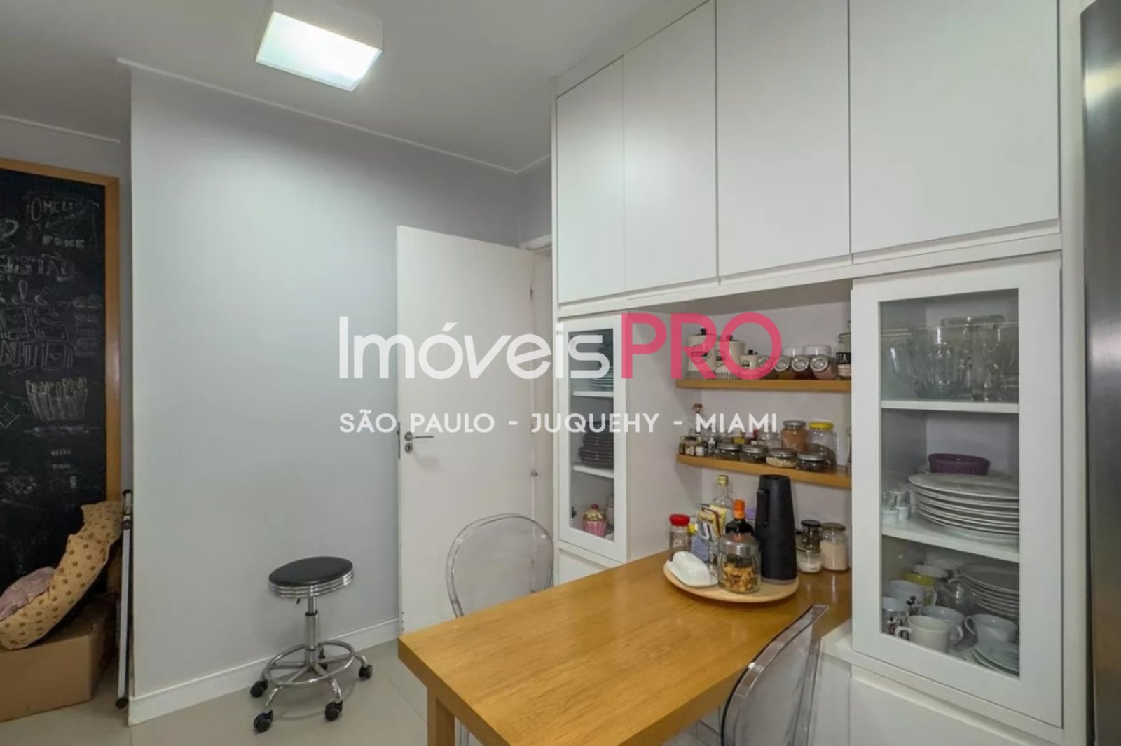 Foto :: https://assets.imoveispro.com.br/thumb/IP38828/apartamento-venda-brooklin-paulista_IP38828_17_1920x1080.jpg?