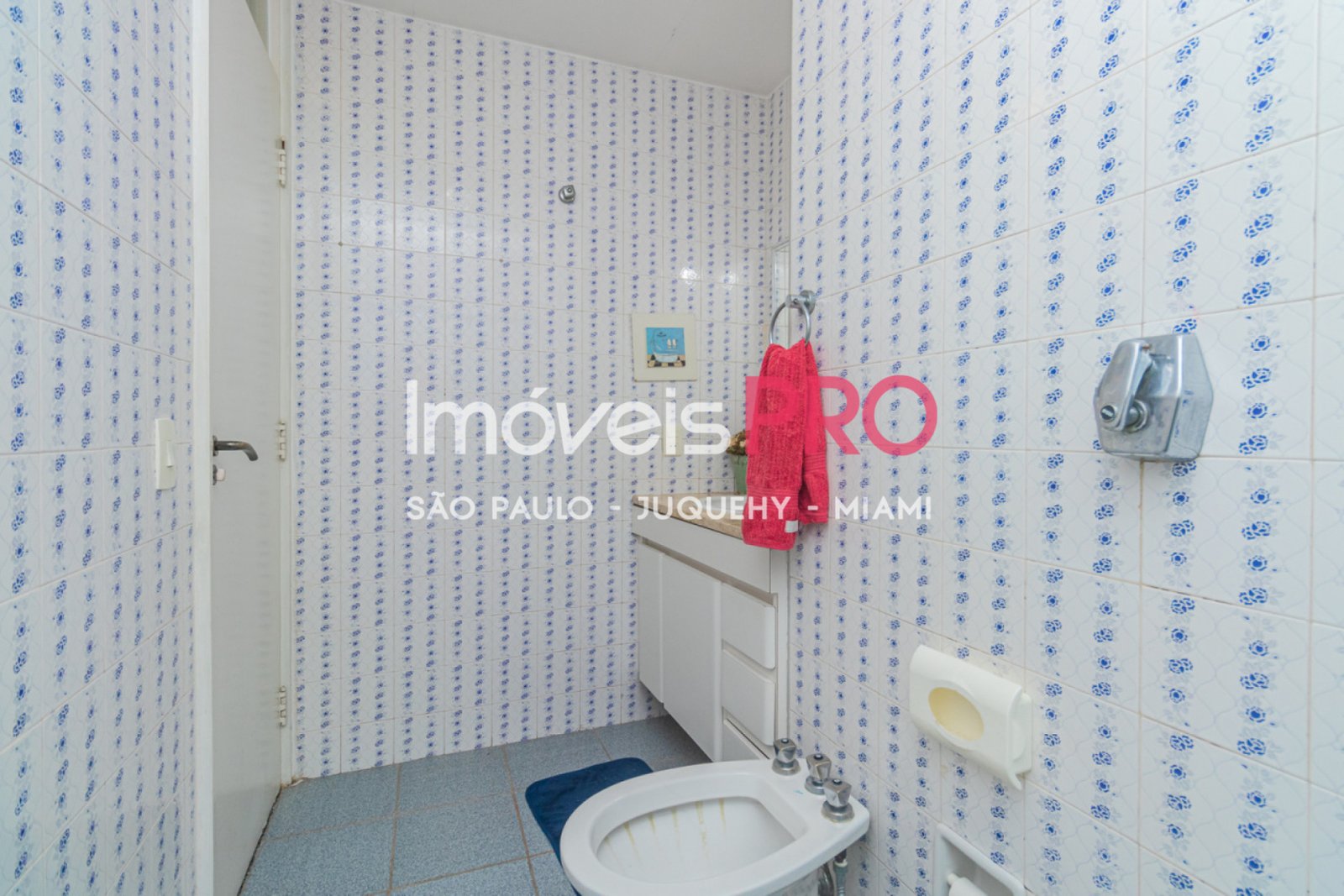 Foto :: https://assets.imoveispro.com.br/thumb/IP38832/apartamento-venda-moema-passaros_IP38832_17_1920x1080.jpg?