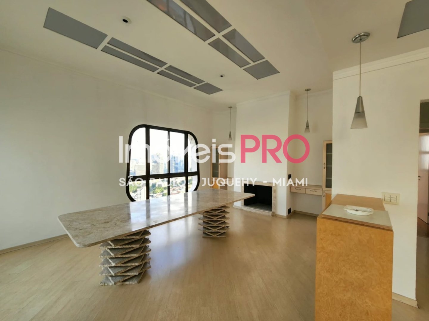 Foto :: https://assets.imoveispro.com.br/thumb/IP38837/apartamento-venda-morumbi_IP38837_17_1920x1080.jpg?