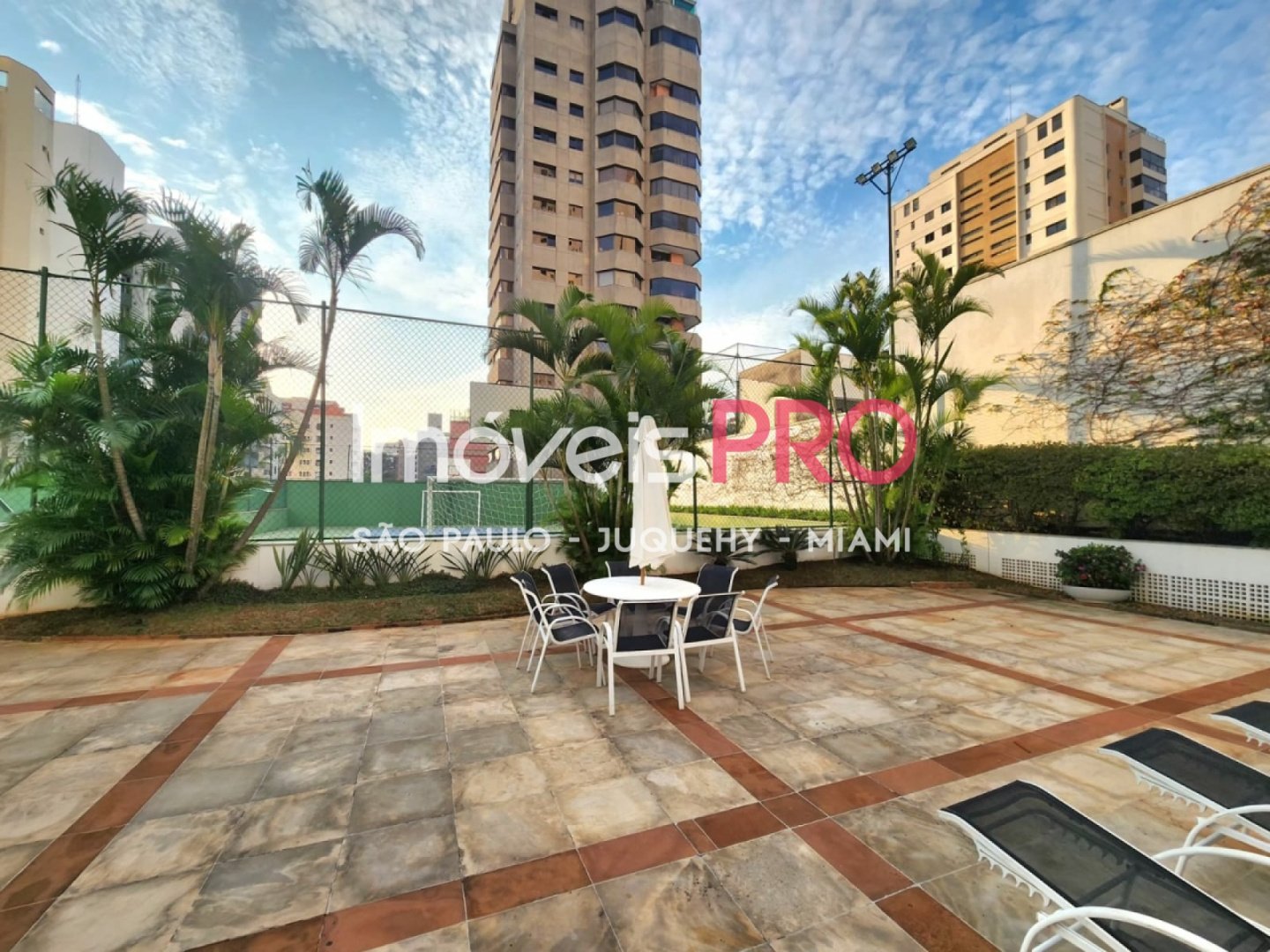 Foto :: https://assets.imoveispro.com.br/thumb/IP38837/apartamento-venda-morumbi_IP38837_47_1920x1080.jpg?