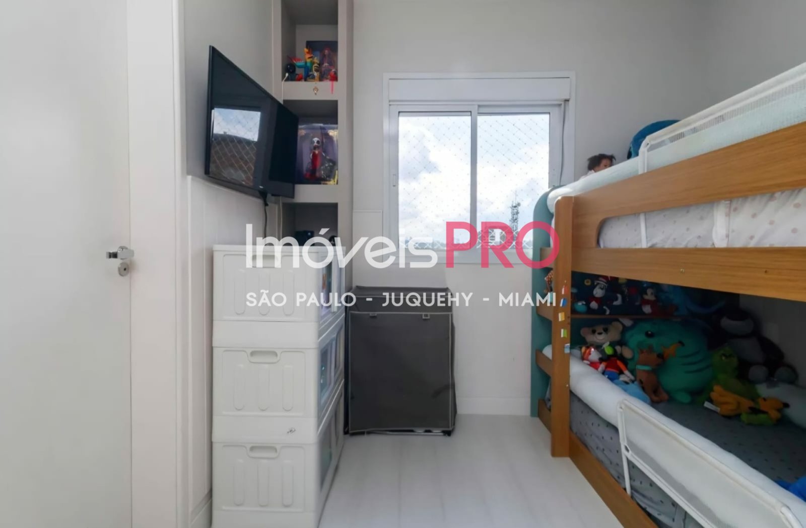 Foto :: https://assets.imoveispro.com.br/thumb/IP38838/apartamento-venda-brooklin_IP38838_35_1920x1080.jpg?