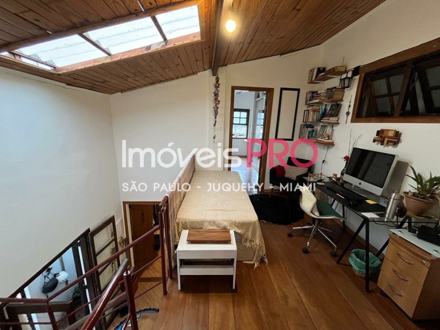 Foto :: https://assets.imoveispro.com.br/thumb/IP38843/casa-de-vila-venda-vila-mariana_IP38843_17_1920x1080.jpg?