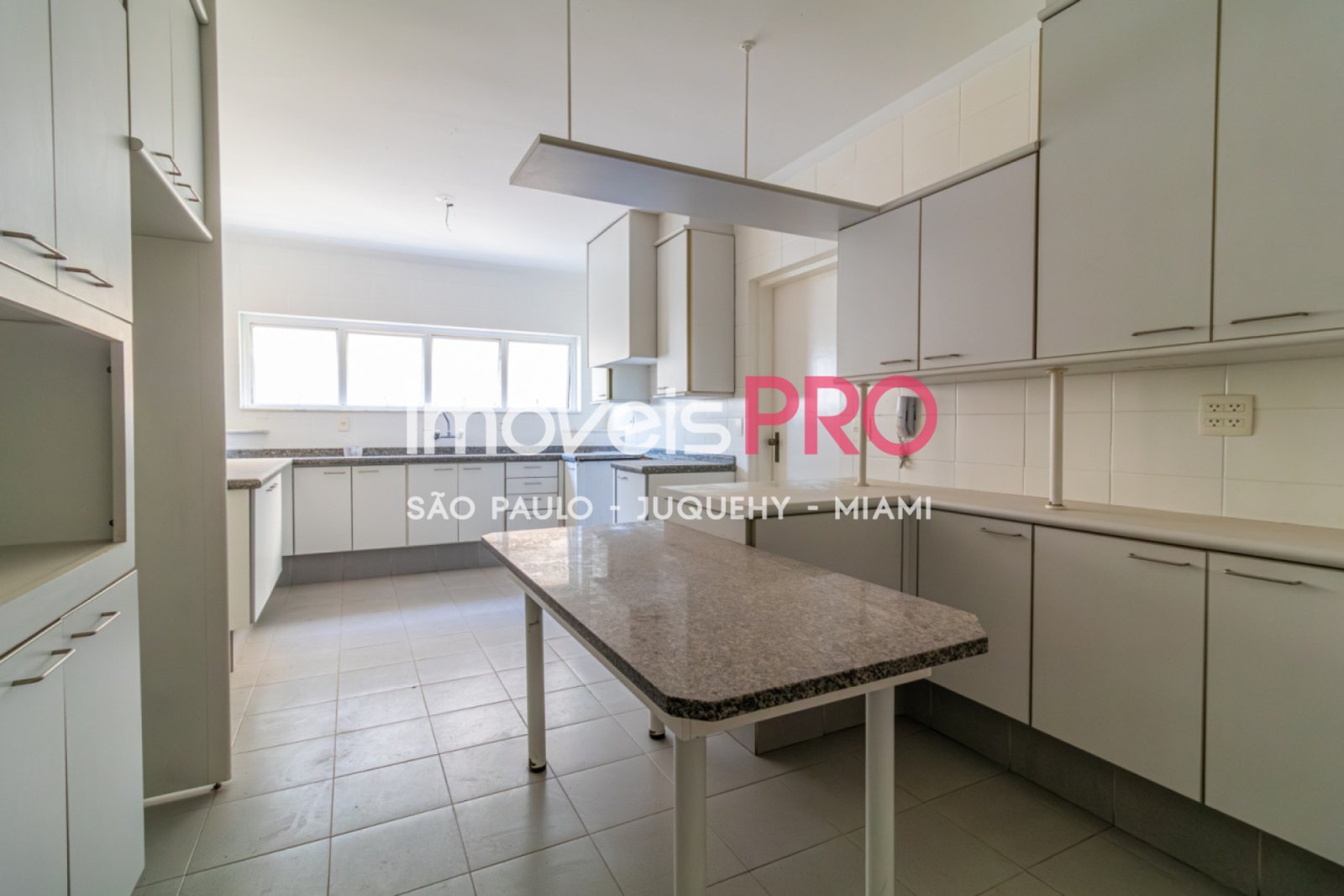 Foto :: https://assets.imoveispro.com.br/thumb/IP38844/apartamento-venda-jardim-paulista_IP38844_41_1920x1080.jpg?
