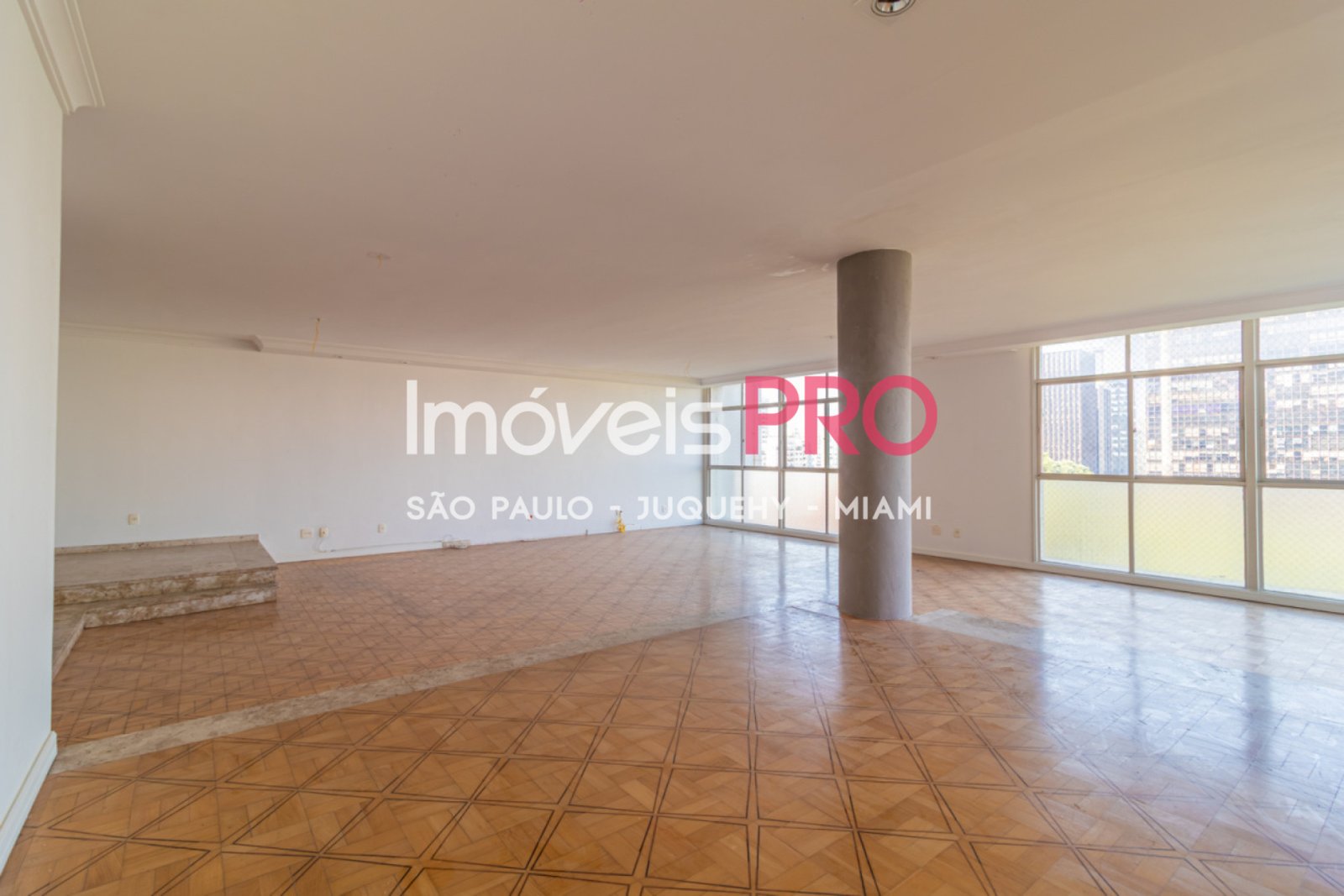 Foto :: IP38844