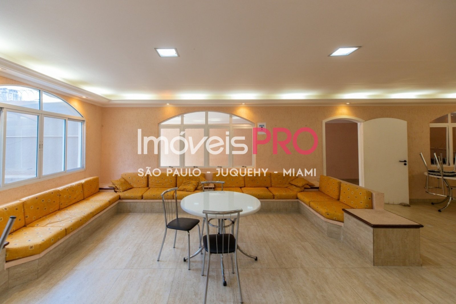 Foto :: https://assets.imoveispro.com.br/thumb/IP38845/apartamento-venda-brooklin_IP38845_23_1920x1080.jpg?