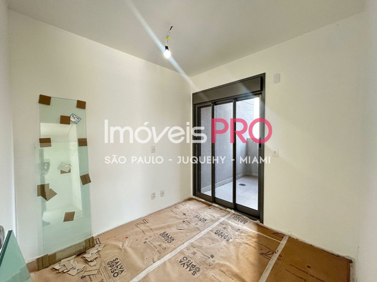 Foto :: IP38867