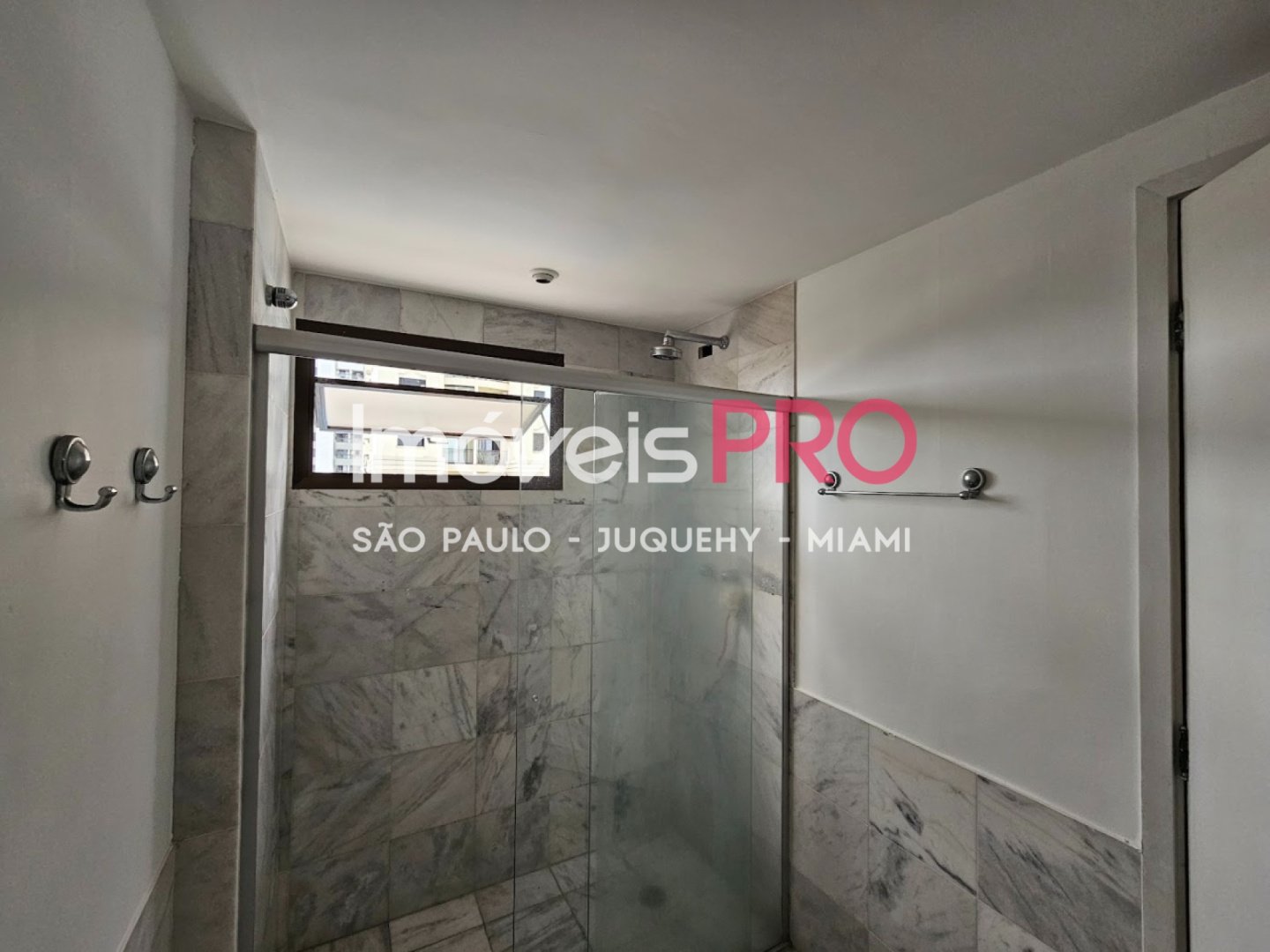 Foto :: IP38869