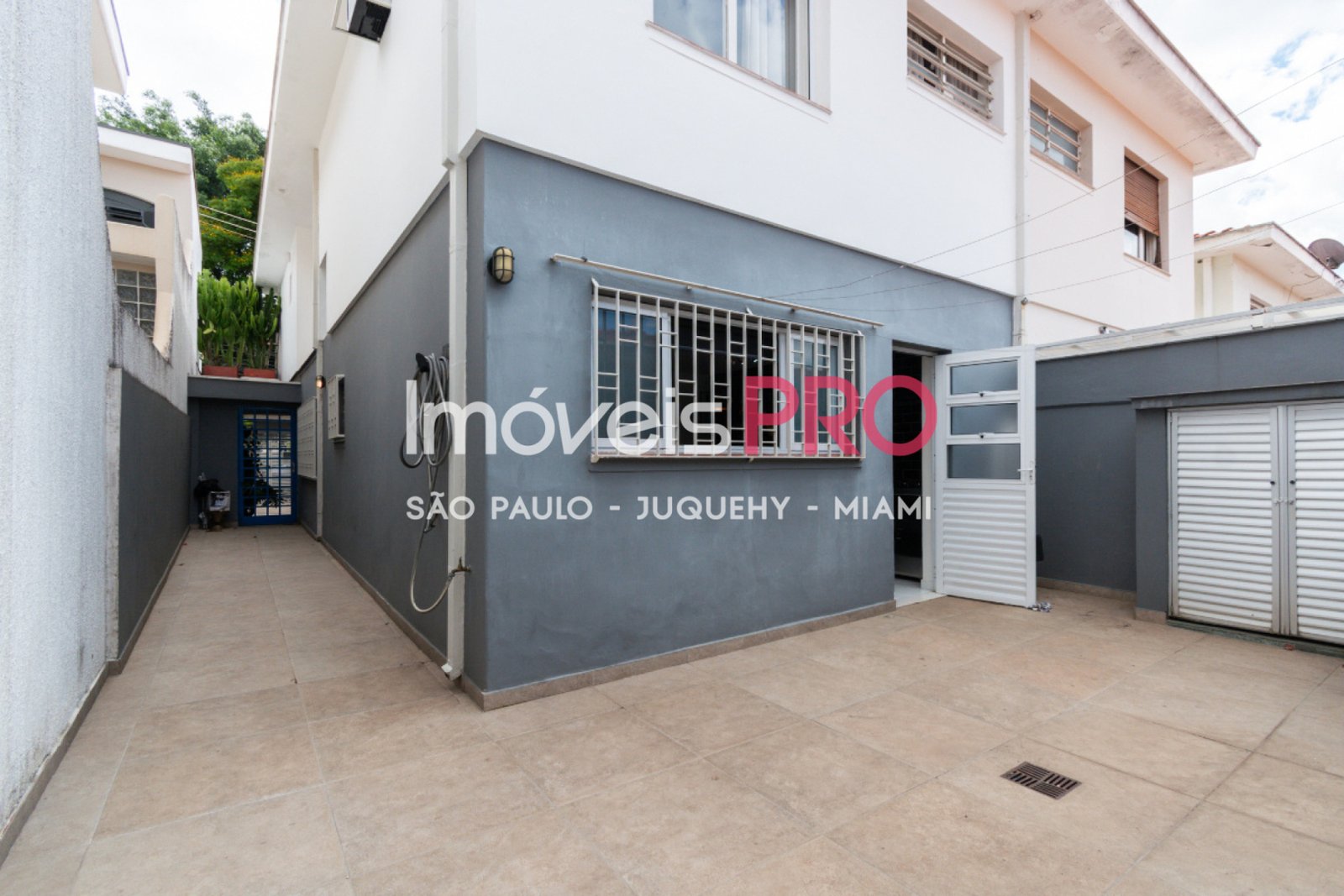 Foto :: https://assets.imoveispro.com.br/thumb/IP38871/casa-venda-planalto-paulista_IP38871_35_1920x1080.jpg?