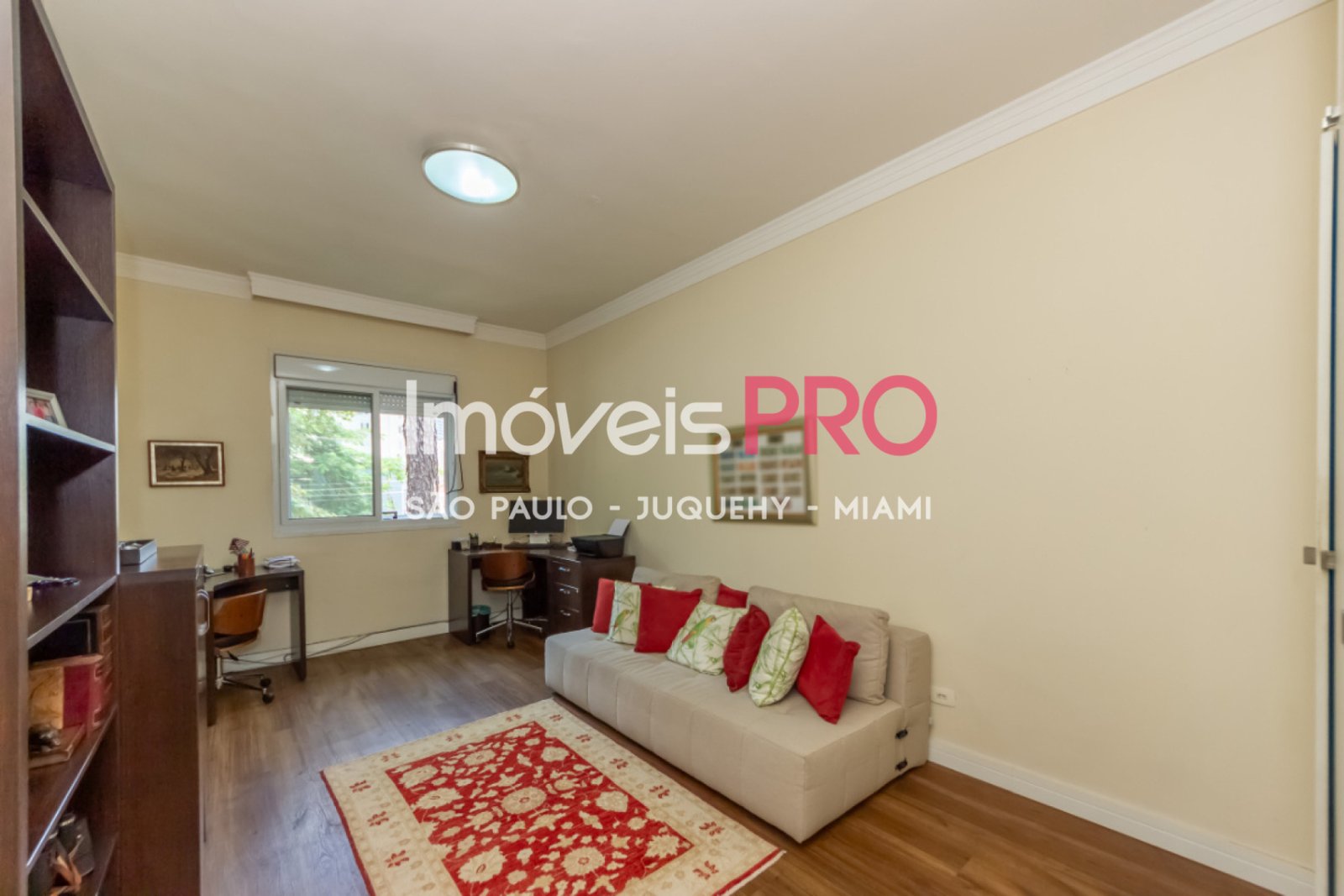 Foto :: https://assets.imoveispro.com.br/thumb/IP38872/casa-venda-vila-mariana_IP38872_23_1920x1080.jpg?