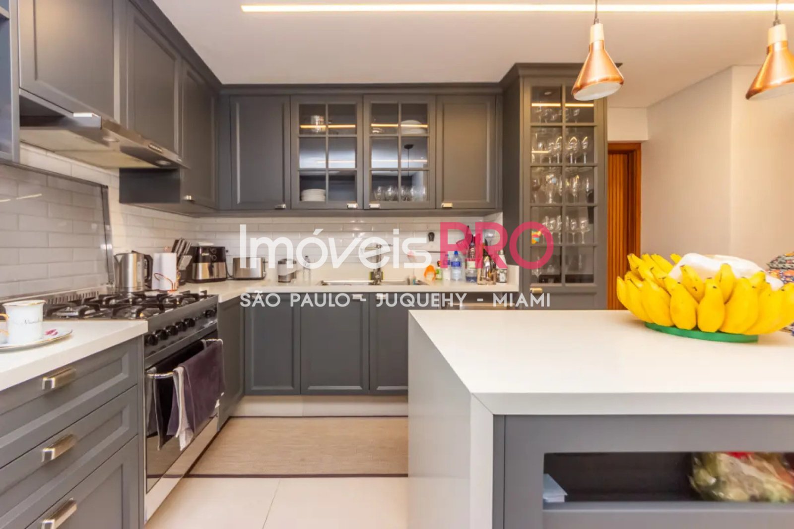 Foto :: https://assets.imoveispro.com.br/thumb/IP38878/apartamento-venda-moema-indios_IP38878_11_1920x1080.jpg?