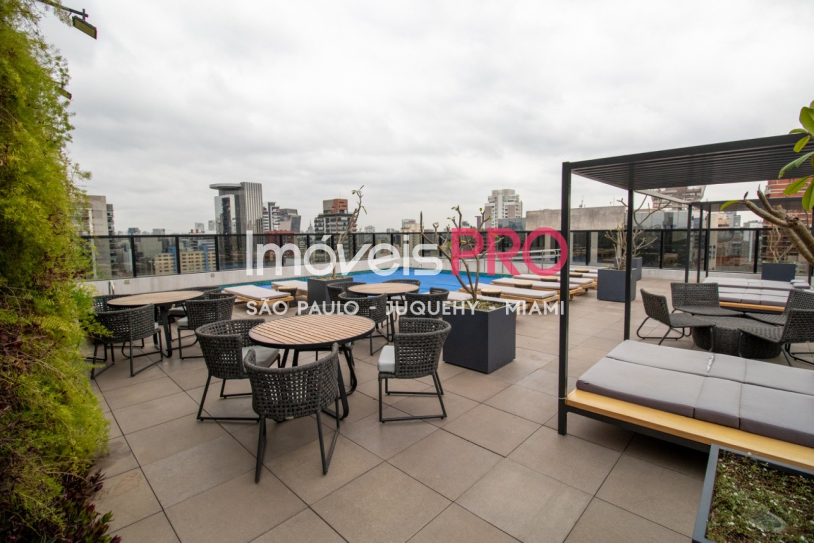 Foto :: https://assets.imoveispro.com.br/thumb/IP38881/apartamento-venda-pinheiros_IP38881_41_1920x1080.jpg?
