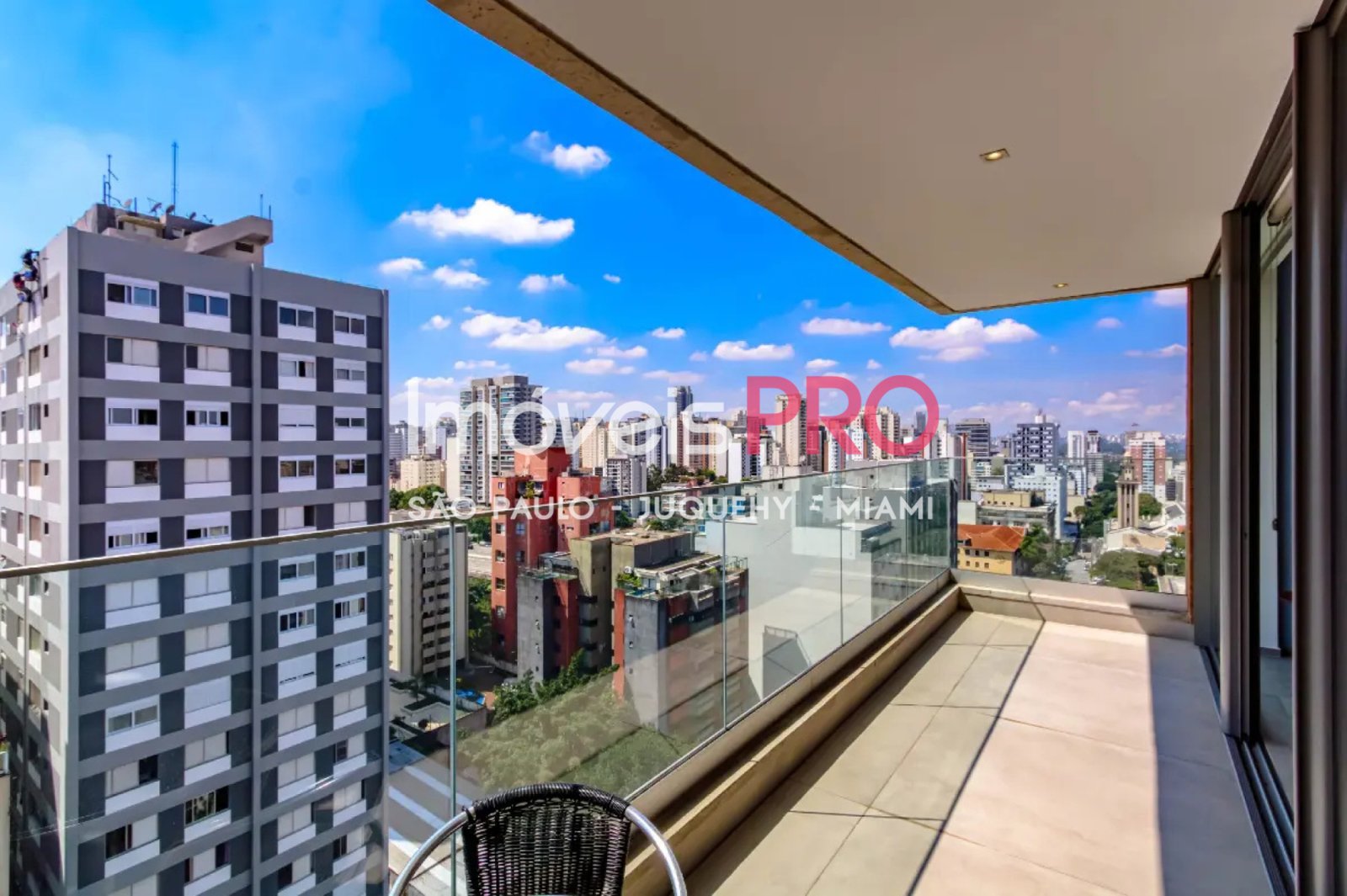 Foto :: https://assets.imoveispro.com.br/thumb/IP38886/duplex-venda-cerqueira-cesar_IP38886_17_1920x1080.jpg?