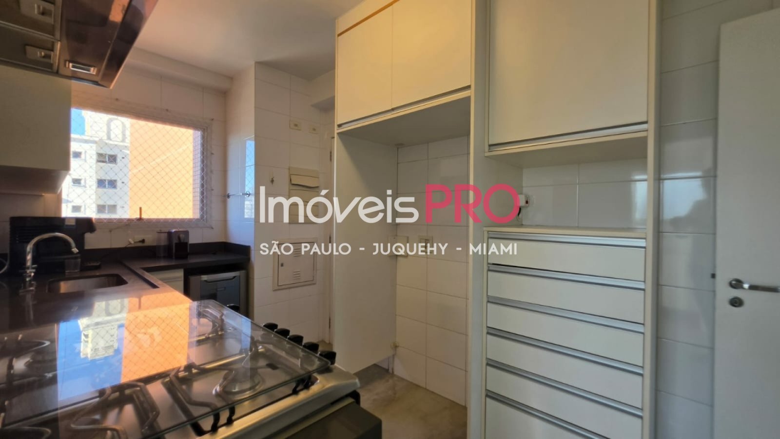 Foto :: https://assets.imoveispro.com.br/thumb/IP38894/apartamento-venda-brooklin_IP38894_17_1920x1080.jpg?