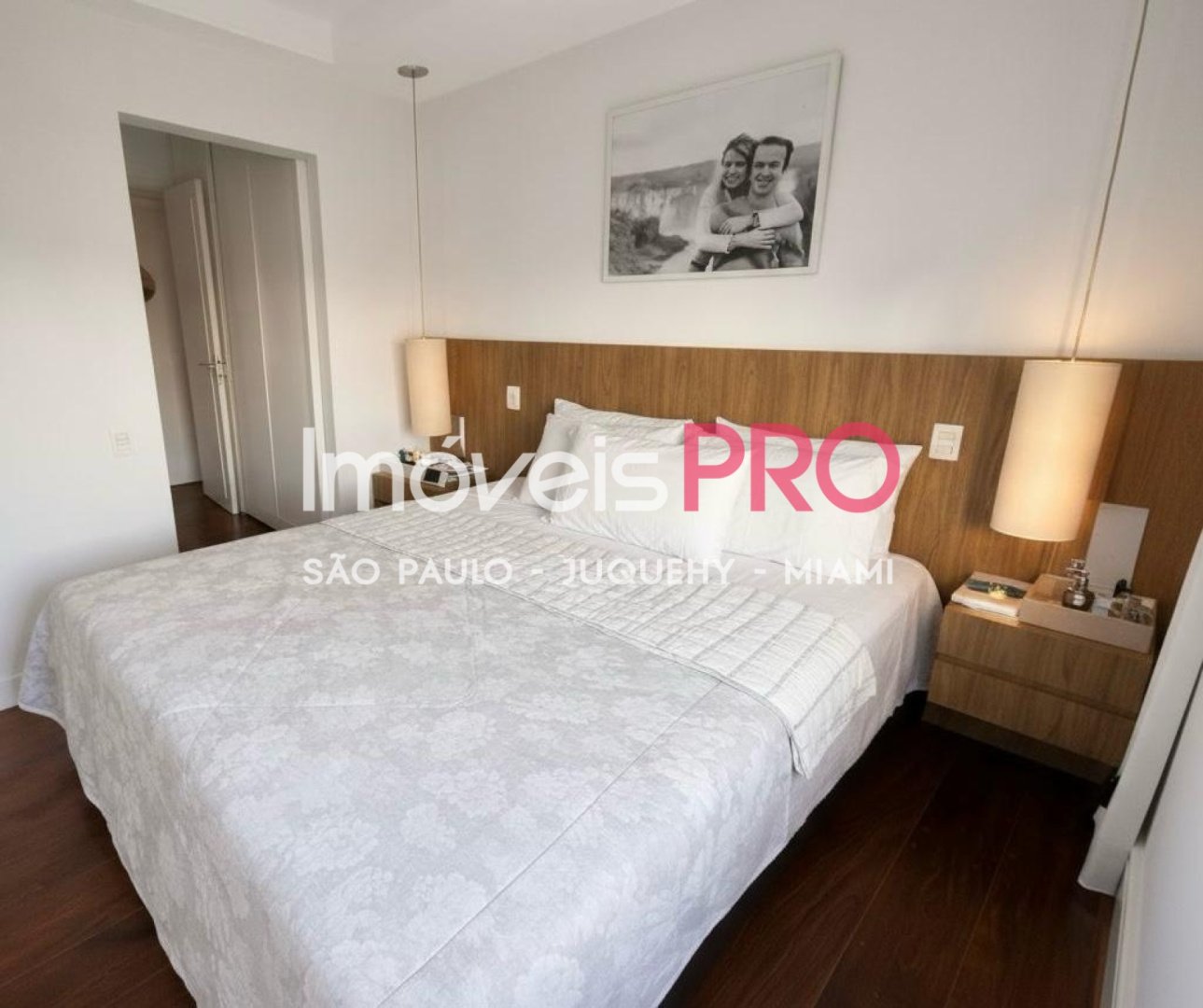 Foto :: IP38896
