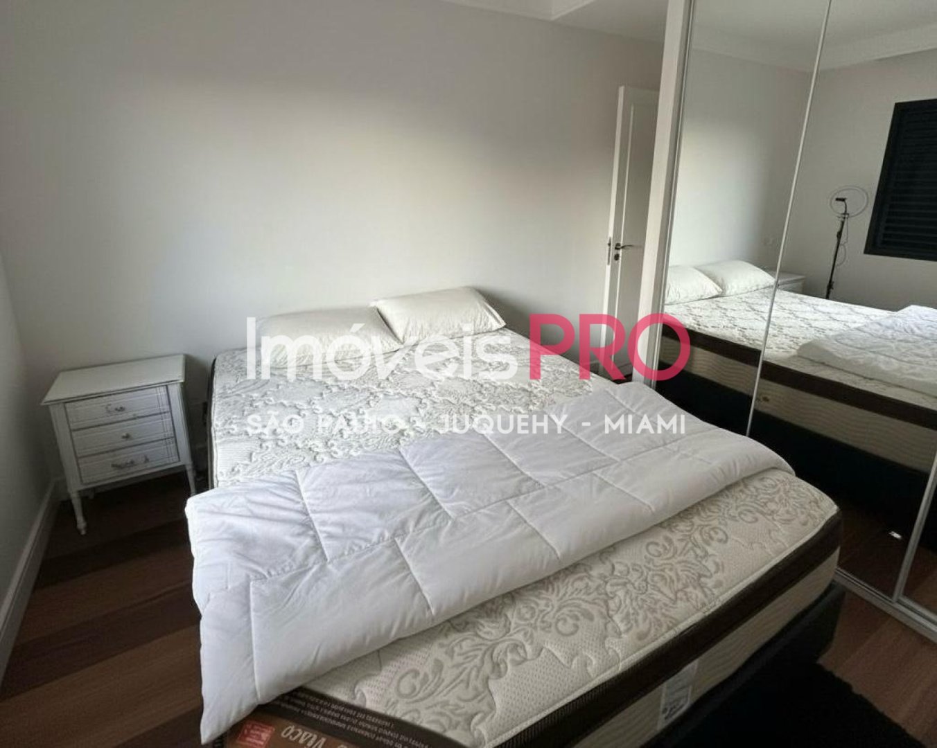 Foto :: IP38896
