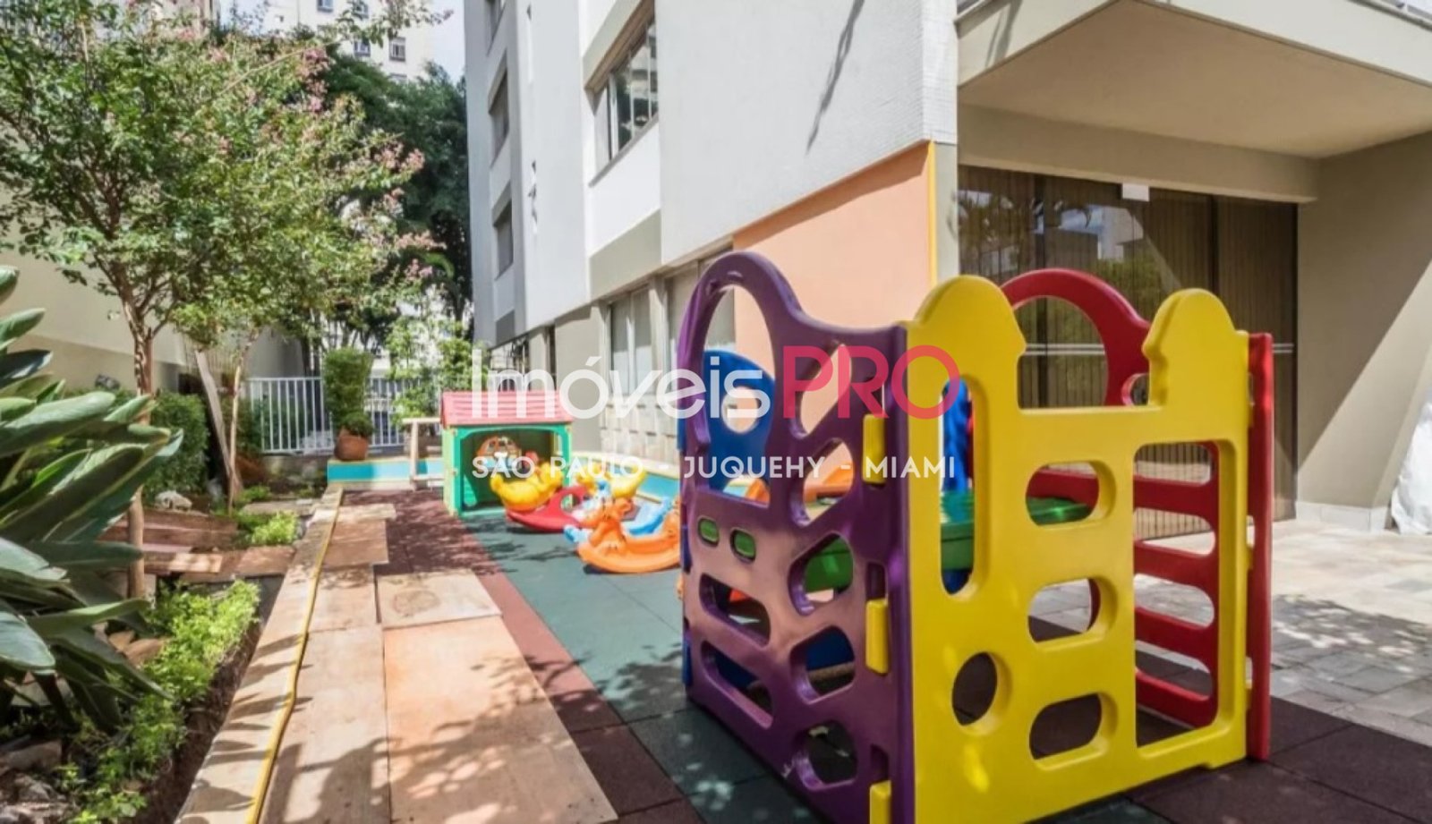 Foto :: IP38898