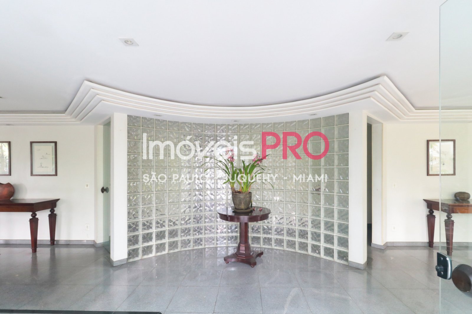 Foto :: https://assets.imoveispro.com.br/thumb/IP38901/apartamento-venda-vila-clementino_IP38901_17_1920x1080.jpg?