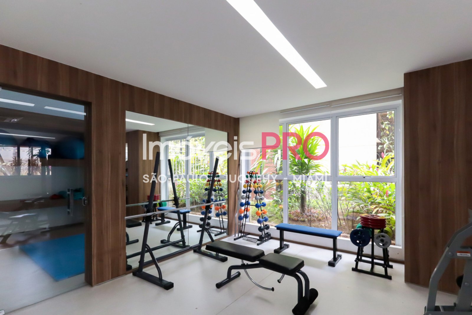 Foto :: https://assets.imoveispro.com.br/thumb/IP38913/cobertura-duplex-venda-vila-nova-conceicao_IP38913_29_1920x1080.jpg?