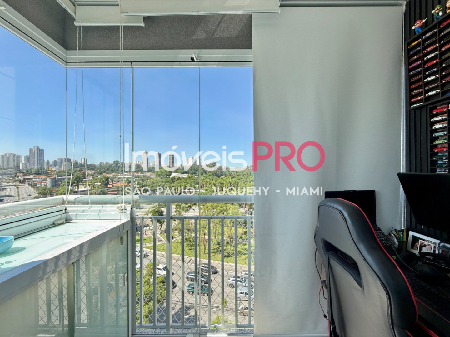 Foto :: https://assets.imoveispro.com.br/thumb/IP38914/apartamento-venda-santo-amaro_IP38914_53_1920x1080.jpg?