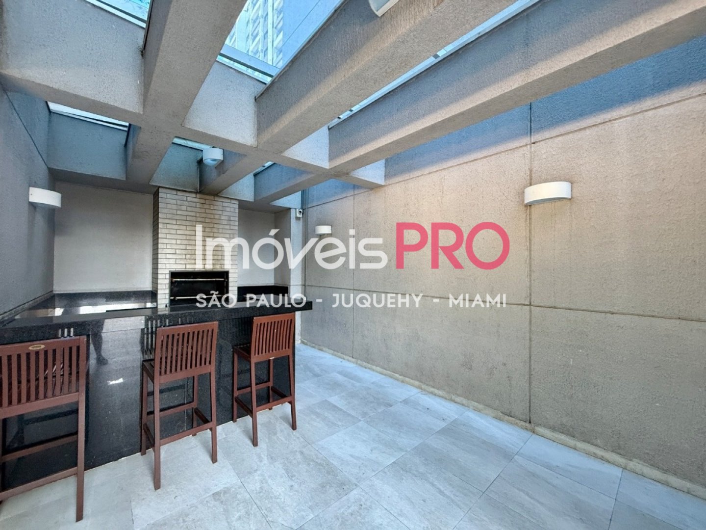 Foto :: https://assets.imoveispro.com.br/thumb/IP38914/apartamento-venda-santo-amaro_IP38914_65_1920x1080.jpg?