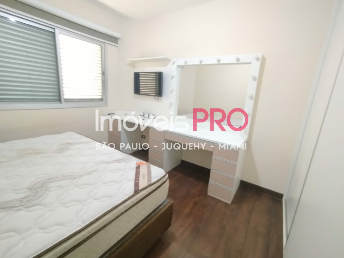 Foto :: https://assets.imoveispro.com.br/thumb/IP38925/apartamento-venda-moema-indios_IP38925_29_1920x1080.jpg?