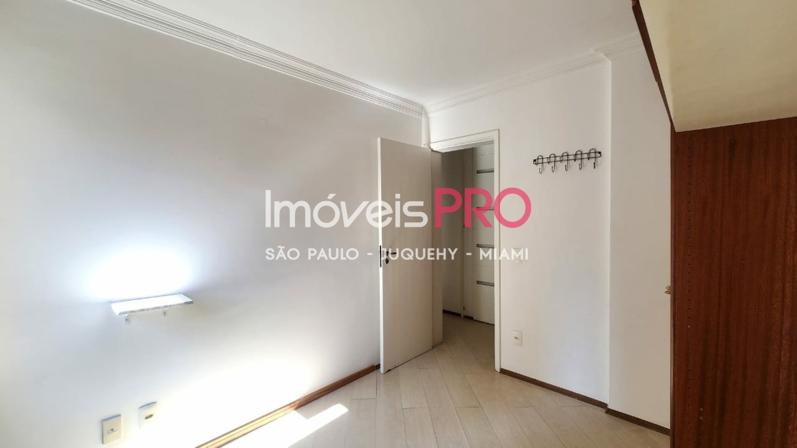 Foto :: IP38926
