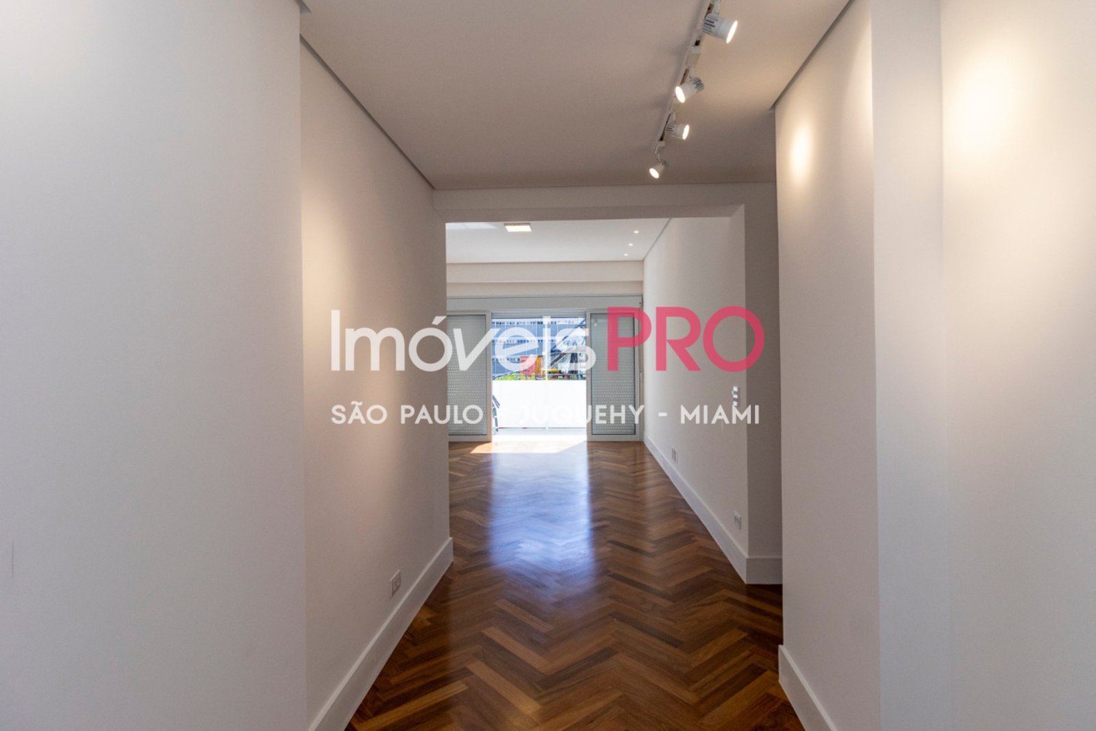 Foto :: https://assets.imoveispro.com.br/thumb/IP38930/apartamento-venda-higienopolis_IP38930_23_1920x1080.jpg?