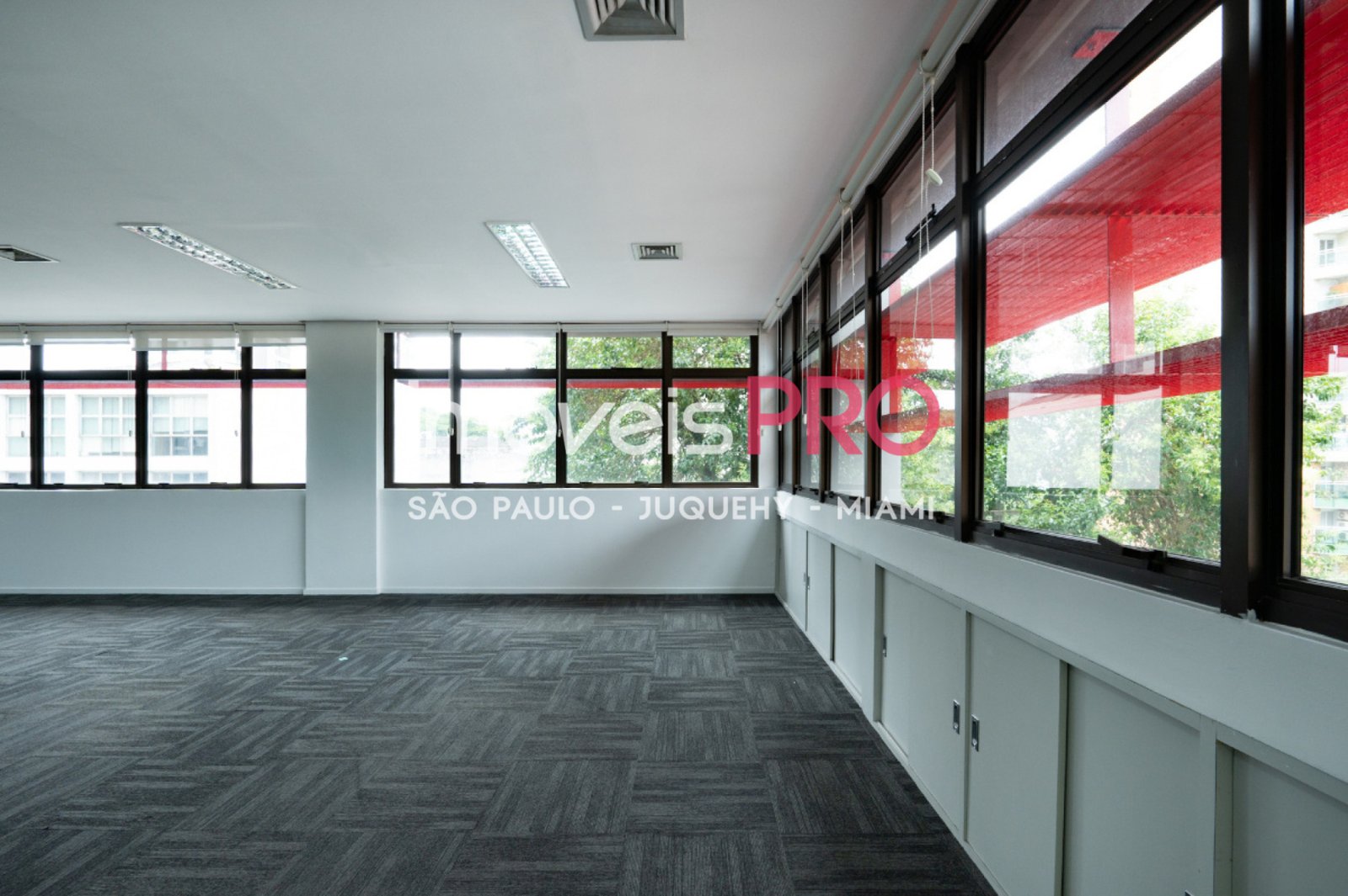 Foto :: https://assets.imoveispro.com.br/thumb/IP38936/conj-comercial-venda-brooklin_IP38936_17_1920x1080.jpg?