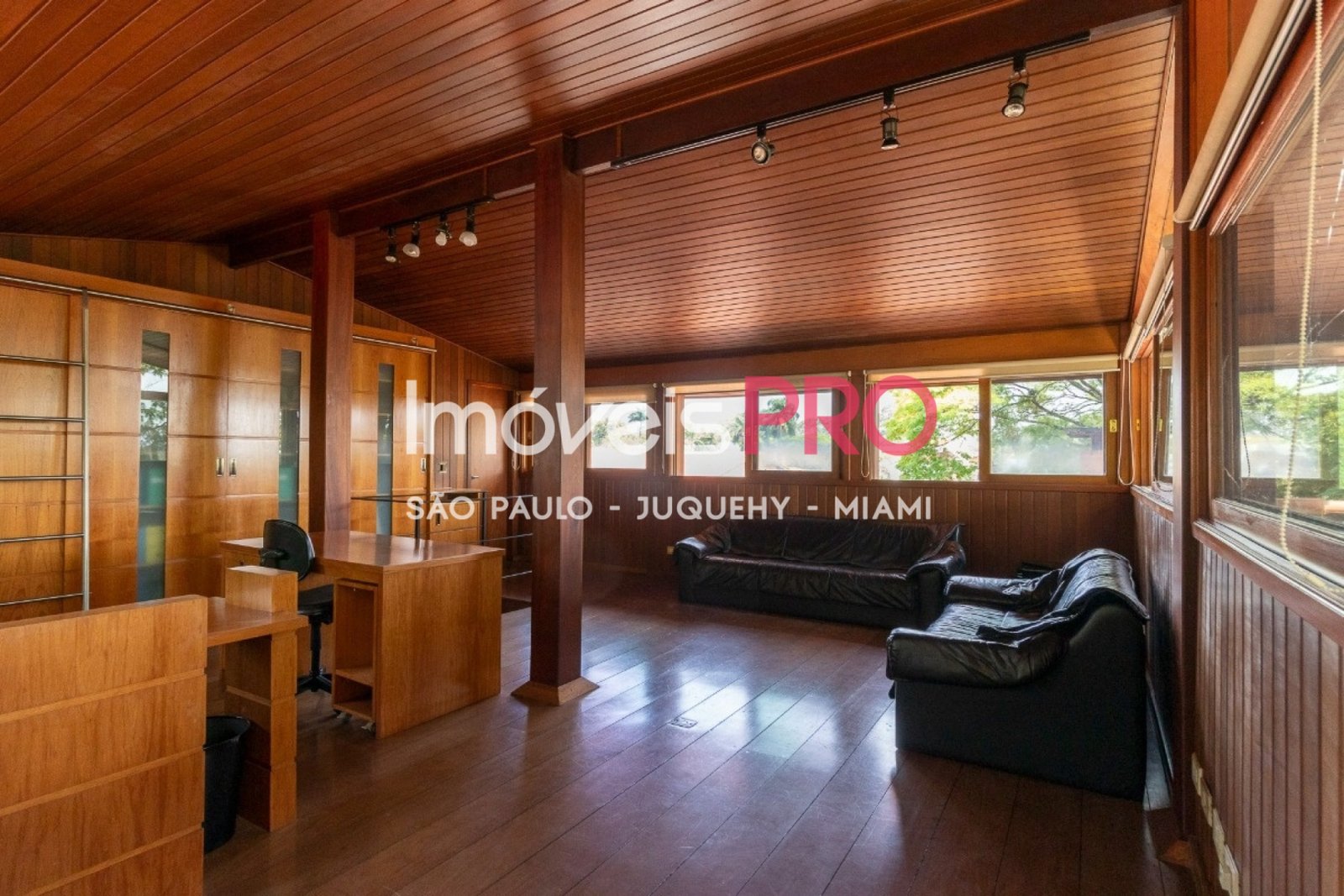 Foto :: https://assets.imoveispro.com.br/thumb/IP38939/sobrado-venda-jardim-prudencia_IP38939_35_1920x1080.jpg?