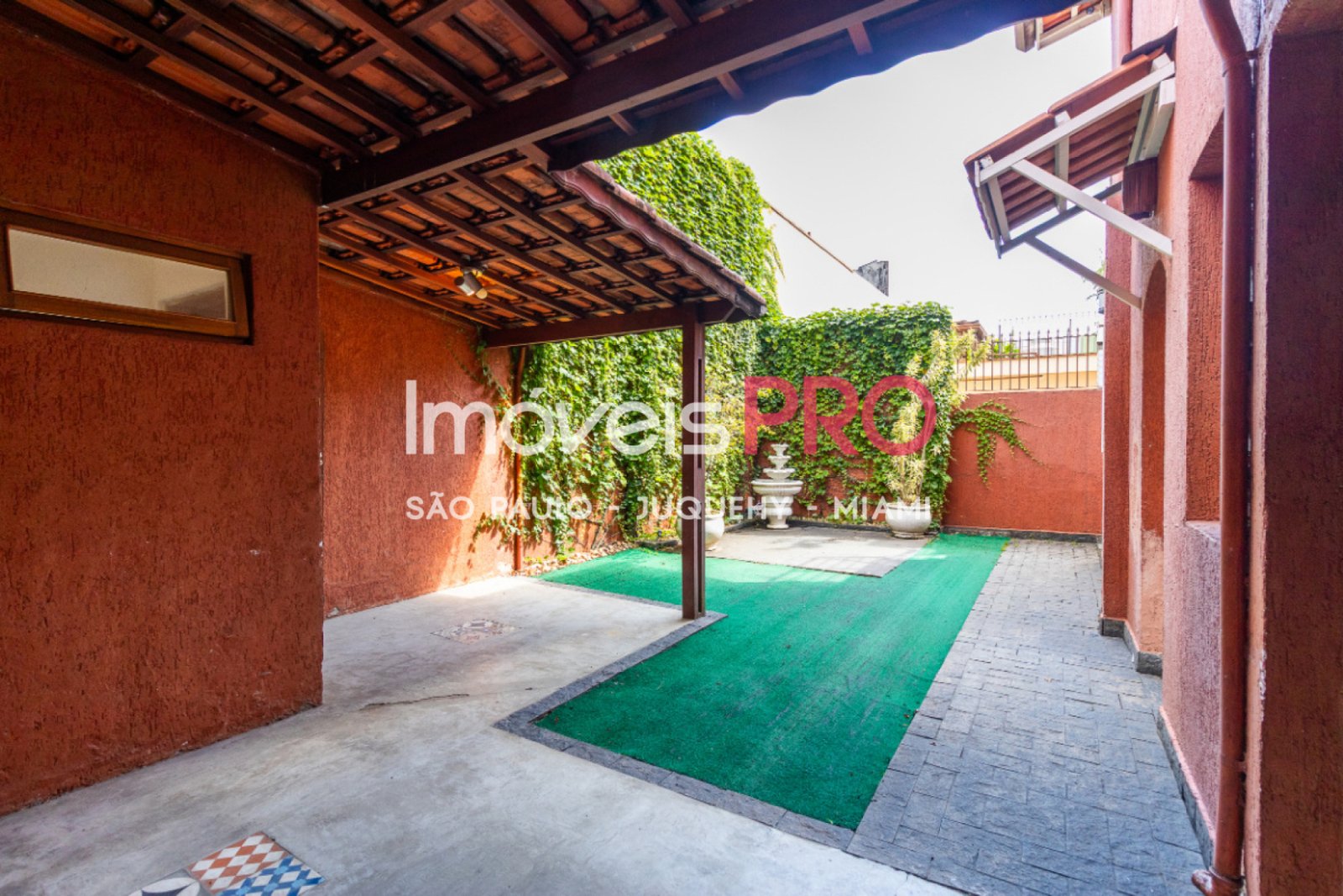 Foto :: https://assets.imoveispro.com.br/thumb/IP38945/sobrado-venda-brooklin_IP38945_35_1920x1080.jpg?