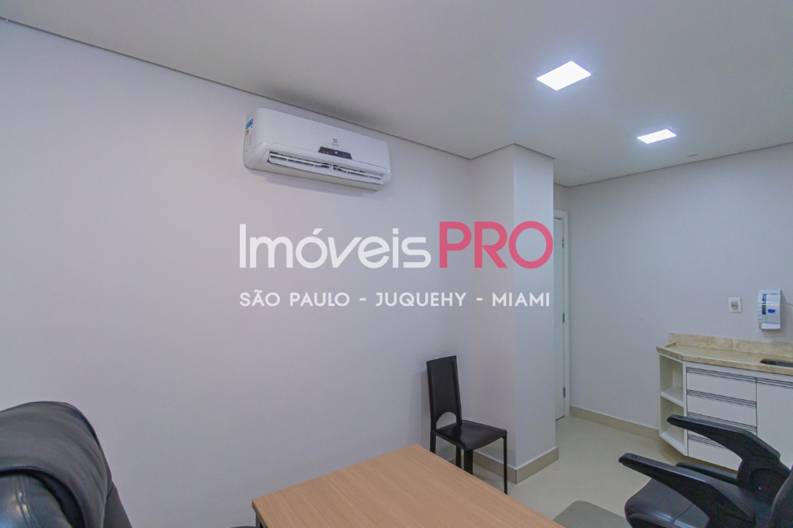 Foto :: IP38946