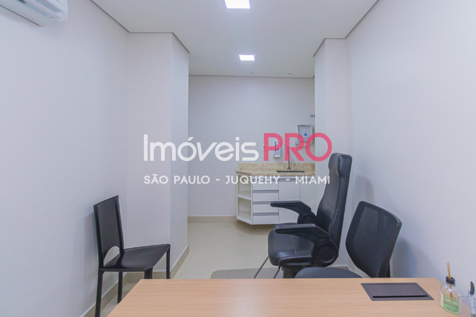 Foto :: IP38946