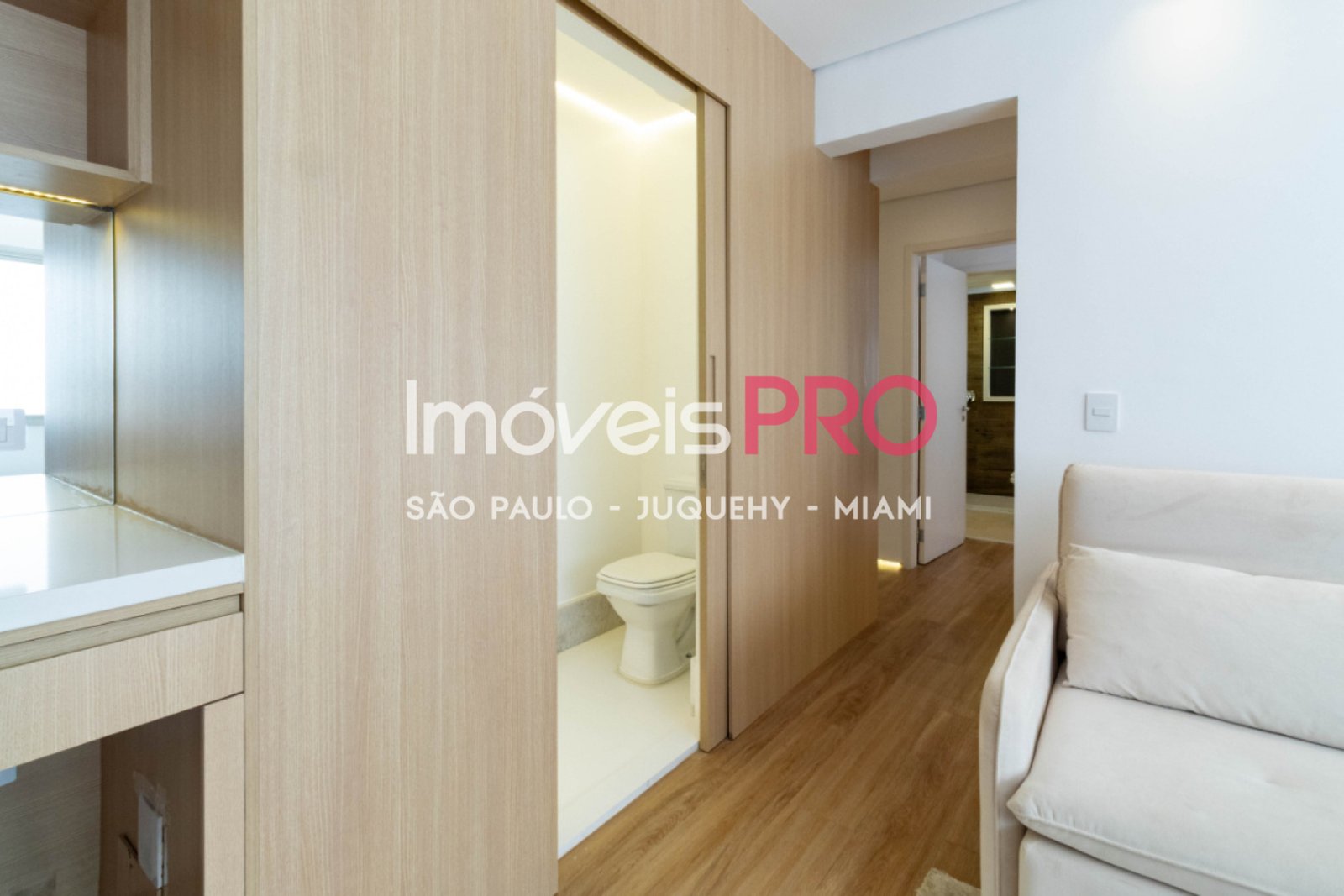 Foto :: IP38949