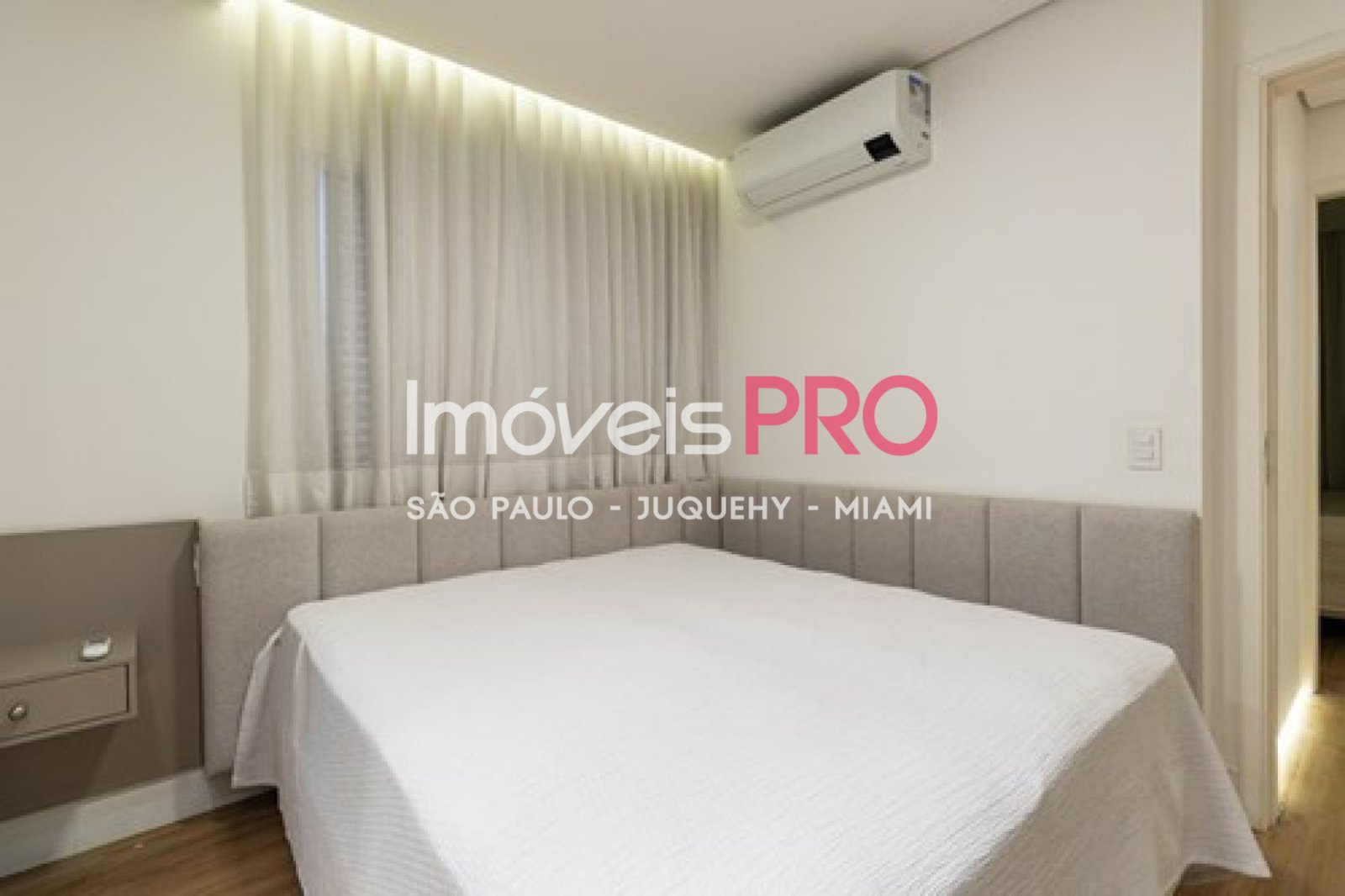Foto :: IP38949