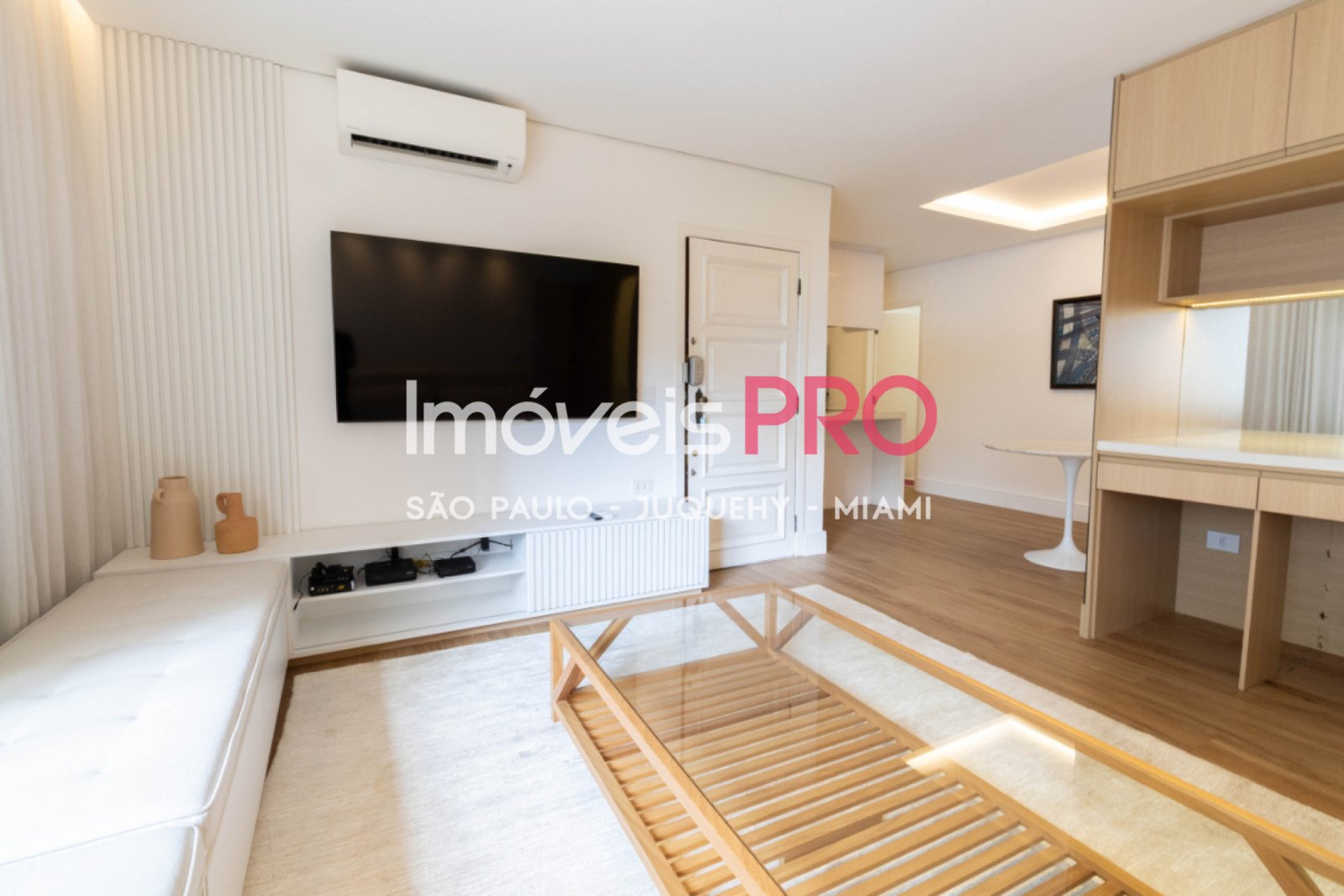 Foto :: IP38949