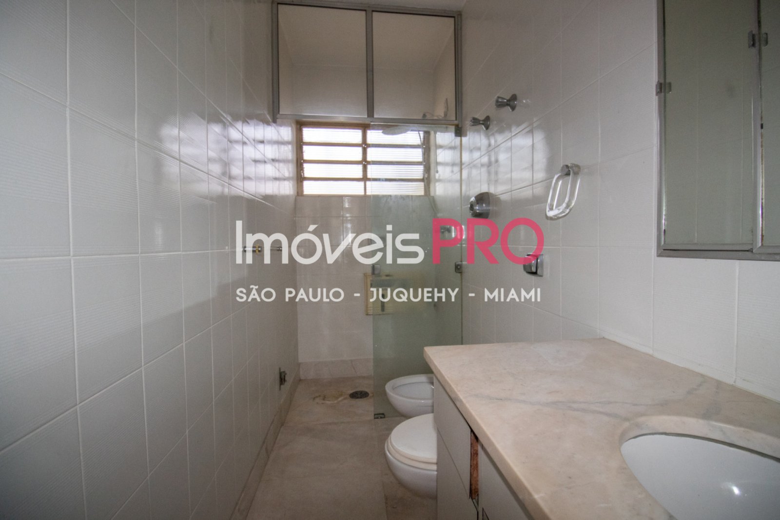 Foto :: https://assets.imoveispro.com.br/thumb/IP38951/sobrado-venda-moema_IP38951_11_1920x1080.jpg?