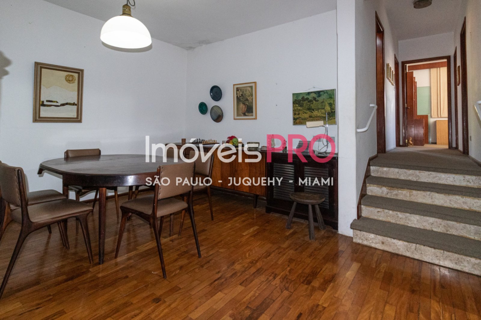 Foto :: https://assets.imoveispro.com.br/thumb/IP38951/sobrado-venda-moema_IP38951_17_1920x1080.jpg?