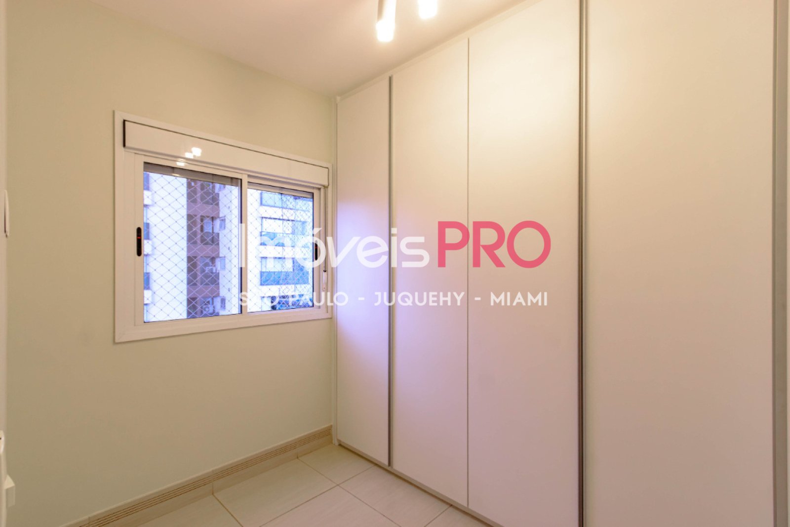 Foto :: https://assets.imoveispro.com.br/thumb/IP38962/apartamento-venda-jardim-caravelas_IP38962_17_1920x1080.jpg?