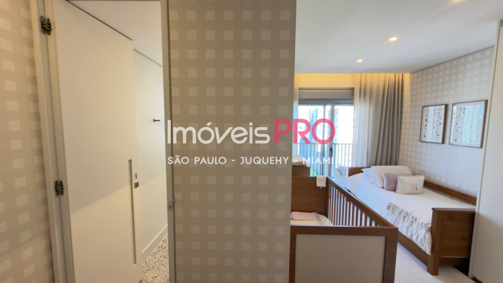Foto :: https://assets.imoveispro.com.br/thumb/IP38963/apartamento-venda-moema-passaros_IP38963_47_1920x1080.jpg?
