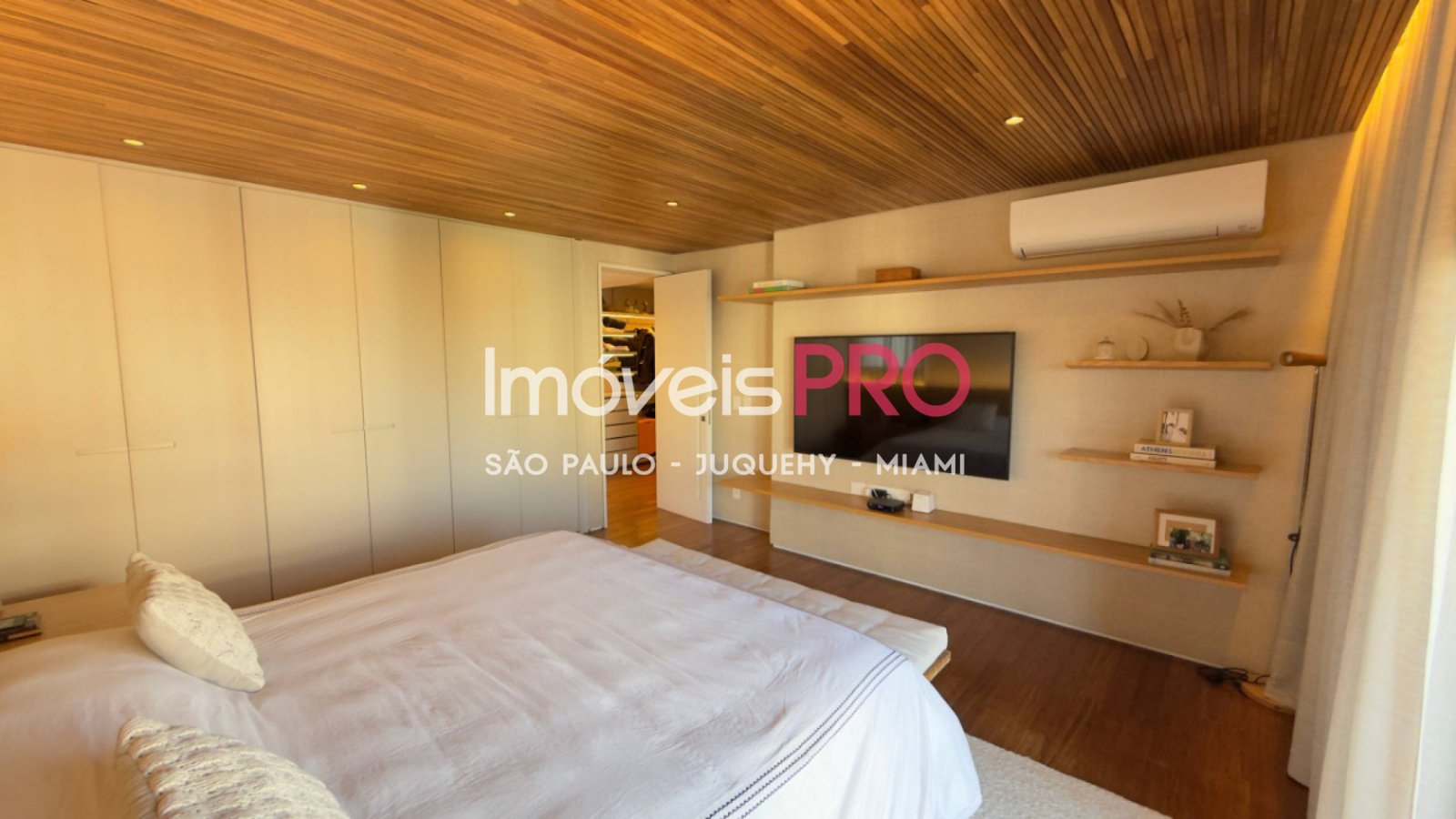 Foto :: https://assets.imoveispro.com.br/thumb/IP38963/apartamento-venda-moema-passaros_IP38963_59_1920x1080.jpg?