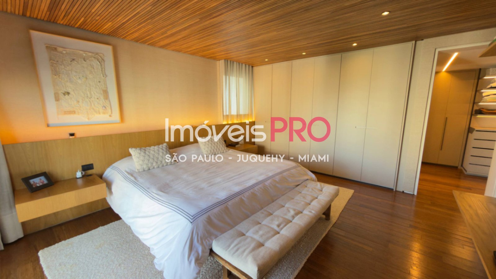 Foto :: https://assets.imoveispro.com.br/thumb/IP38963/apartamento-venda-moema-passaros_IP38963_65_1920x1080.jpg?