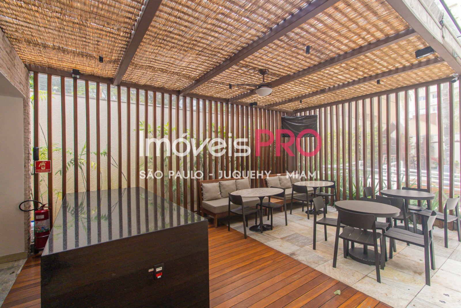 Foto :: https://assets.imoveispro.com.br/thumb/IP38965/apartamento-venda-campo-belo_IP38965_41_1920x1080.jpg?