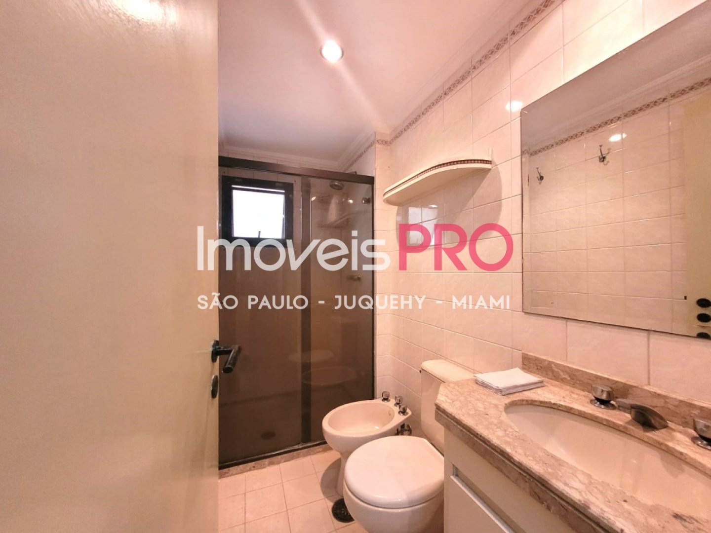Foto :: IP38966